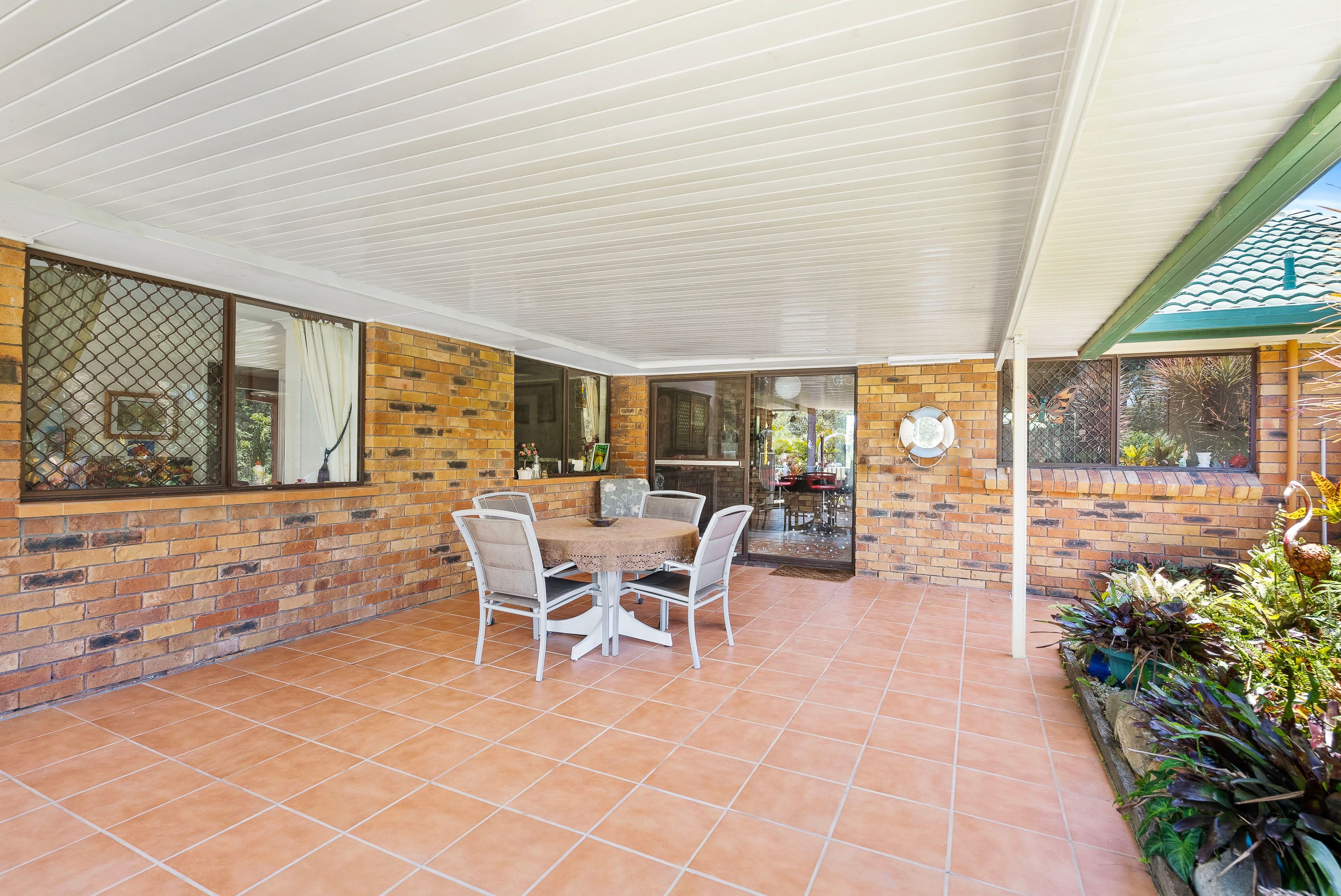2 Cyclades Crescent, Currumbin Waters QLD 4223, Currumbin Waters - Thumbnail 8