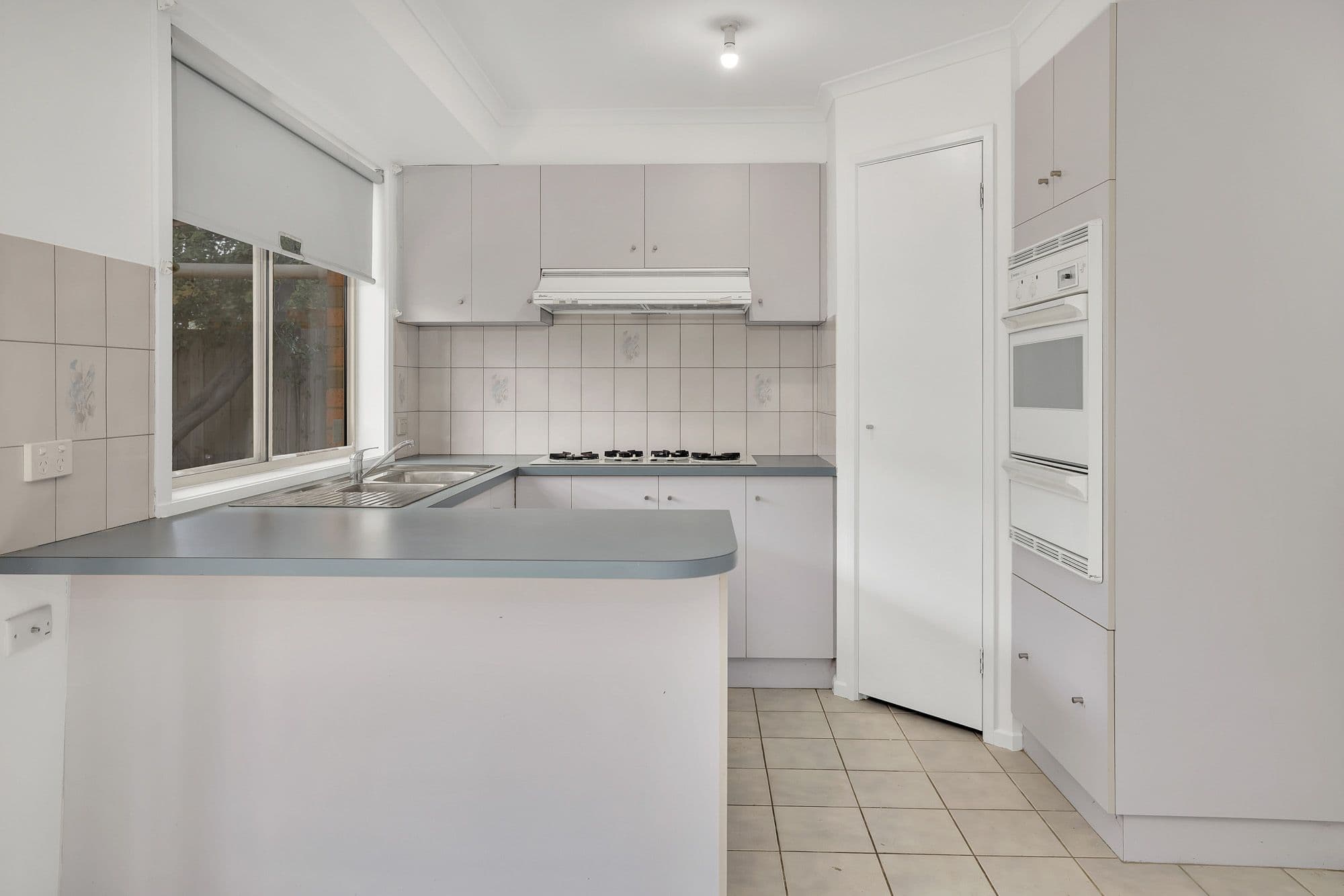 5 Sanderling Street, Werribee VIC 3030, Werribee - Thumbnail 3