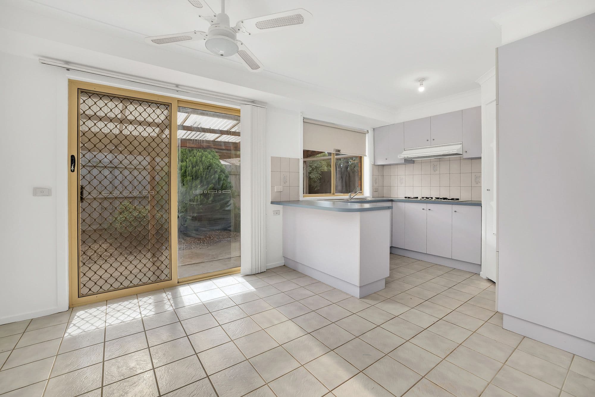 5 Sanderling Street, Werribee VIC 3030, Werribee - Thumbnail 4