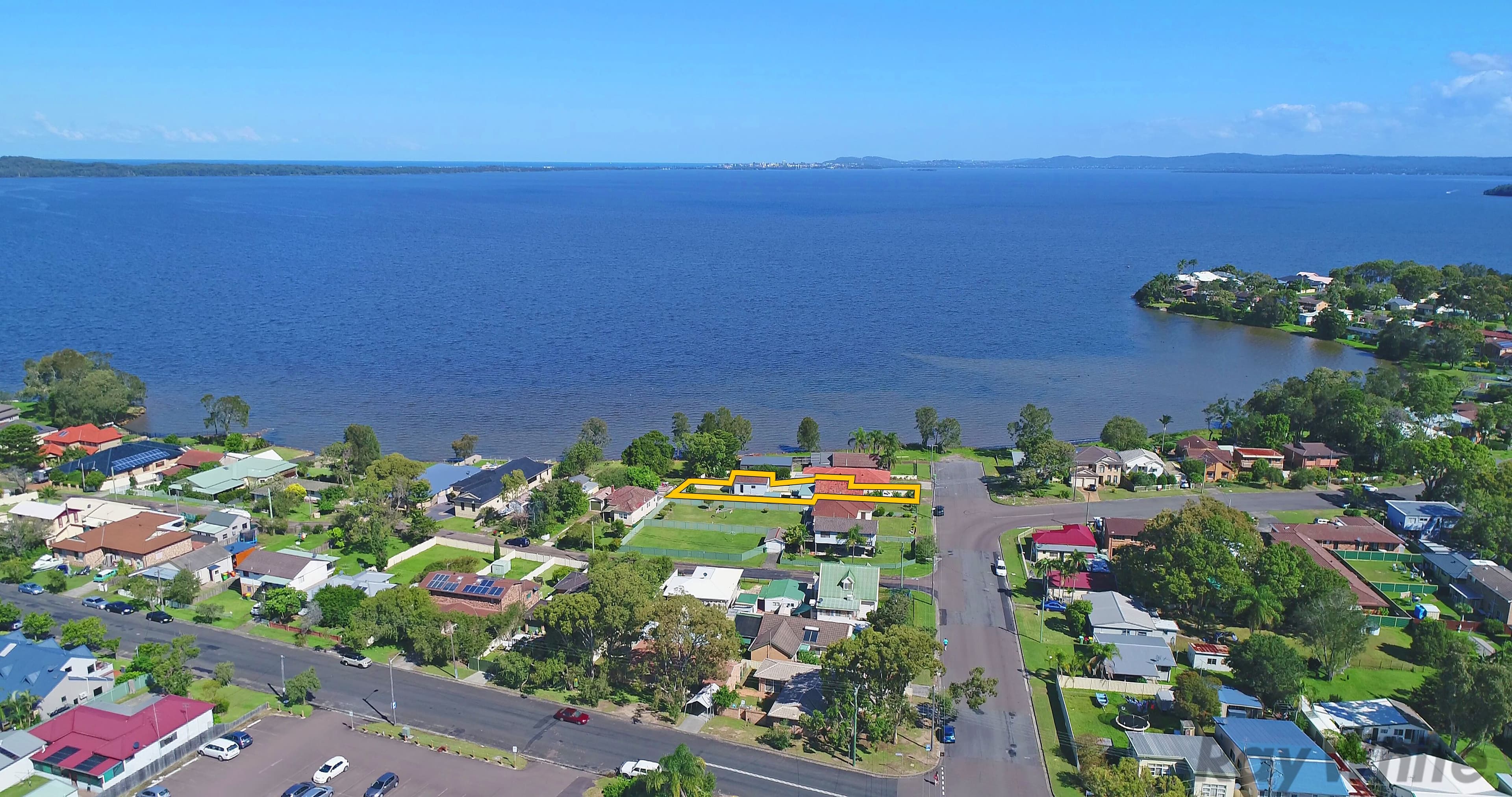 5 Lakeview Avenue, Gorokan - Image 1