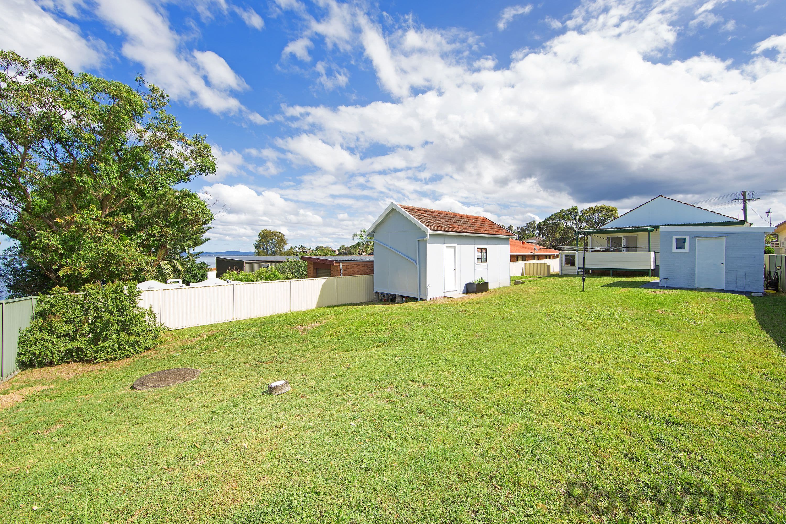 5 Lakeview Avenue, Gorokan - Thumbnail 4