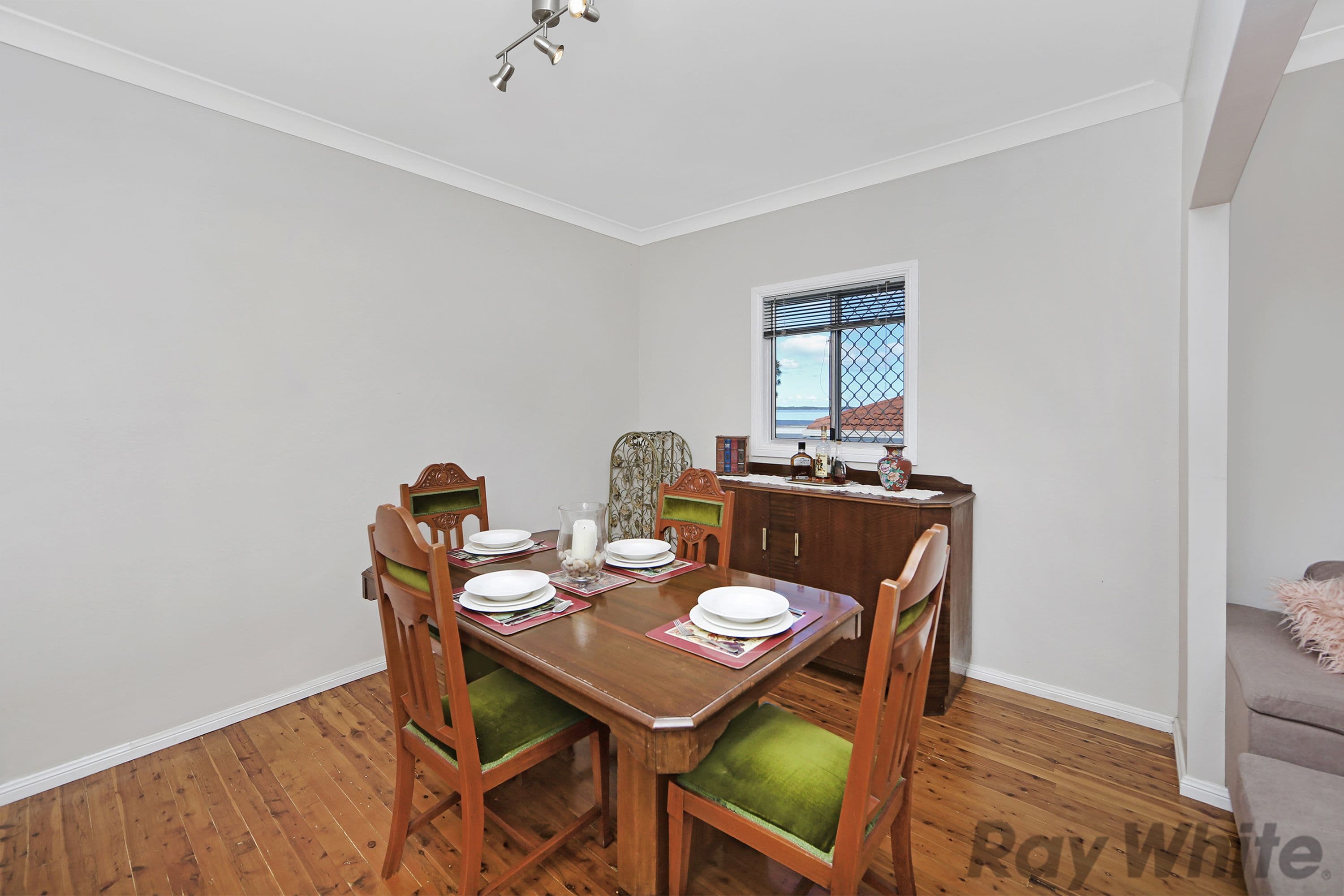 5 Lakeview Avenue, Gorokan - Thumbnail 6