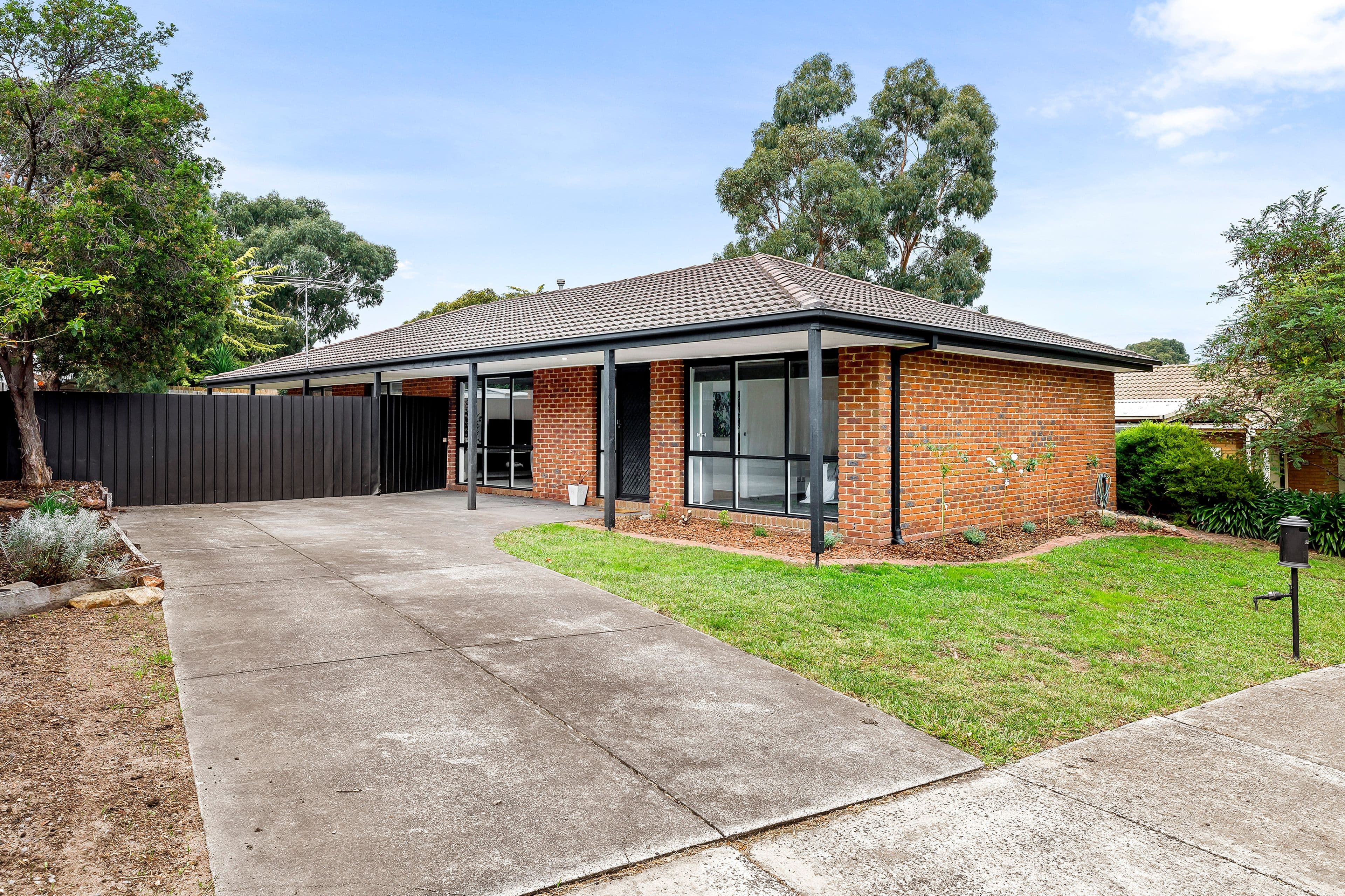 52 Westward Ho Drive, Sunbury VIC 3429, Sunbury - Image 1