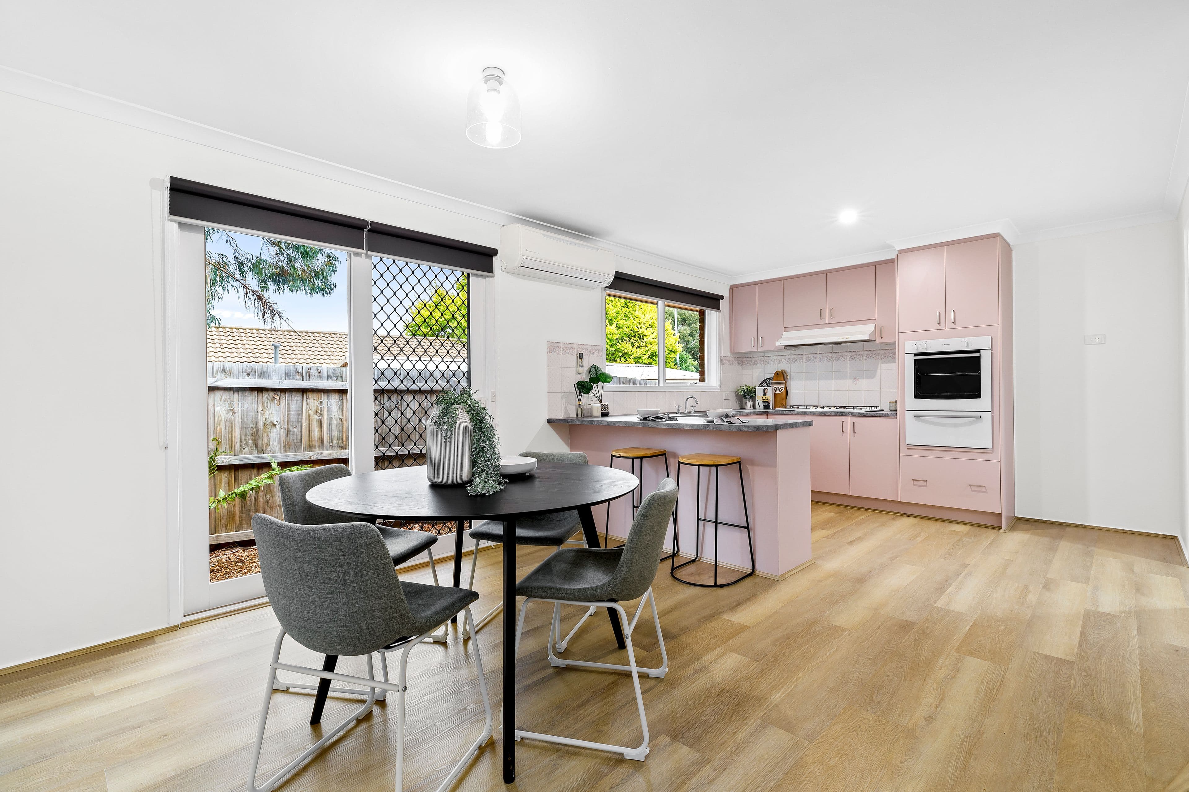52 Westward Ho Drive, Sunbury VIC 3429, Sunbury - Thumbnail 4