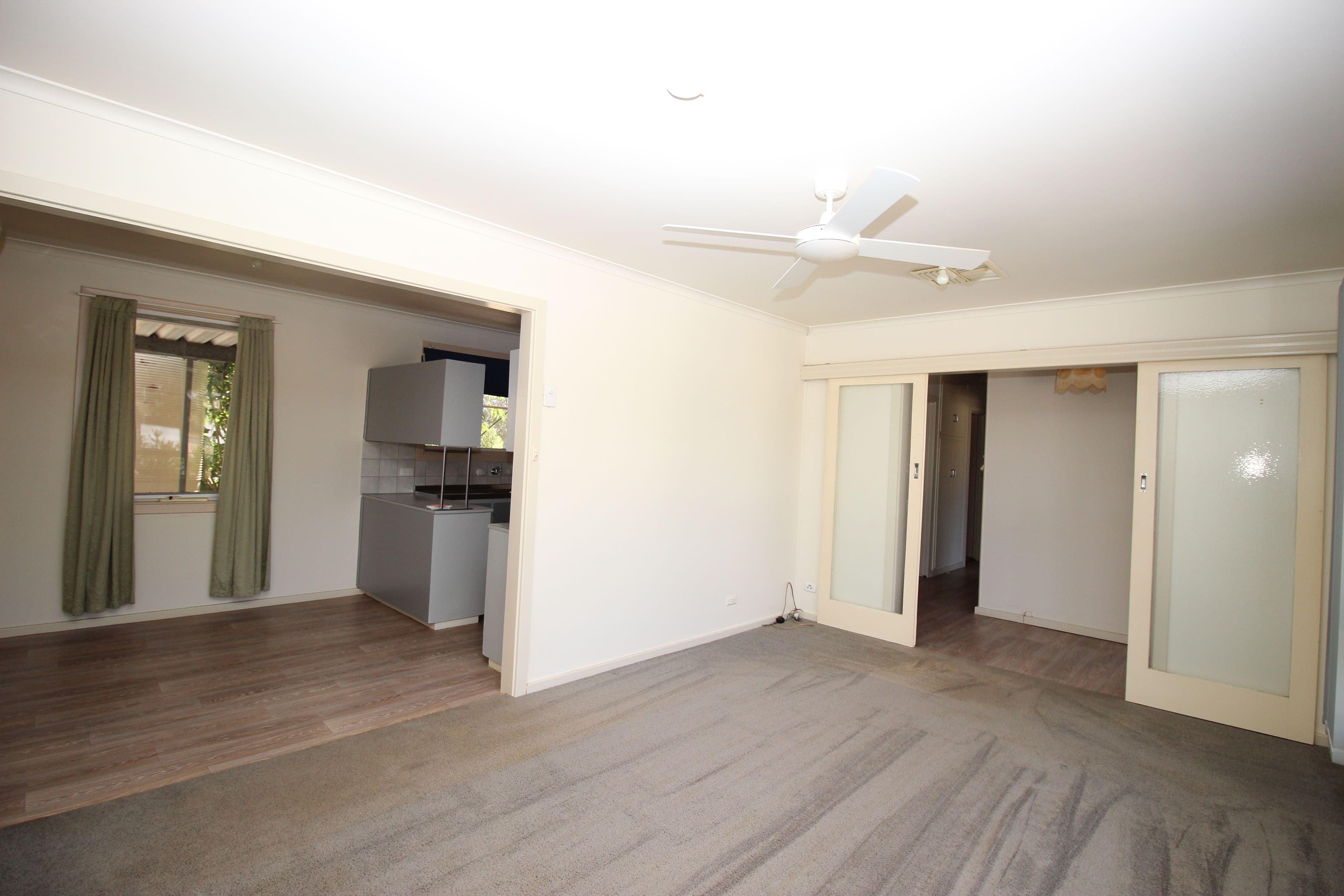9 McCutcheon Street, Waikerie SA 5330, Waikerie - Thumbnail 3