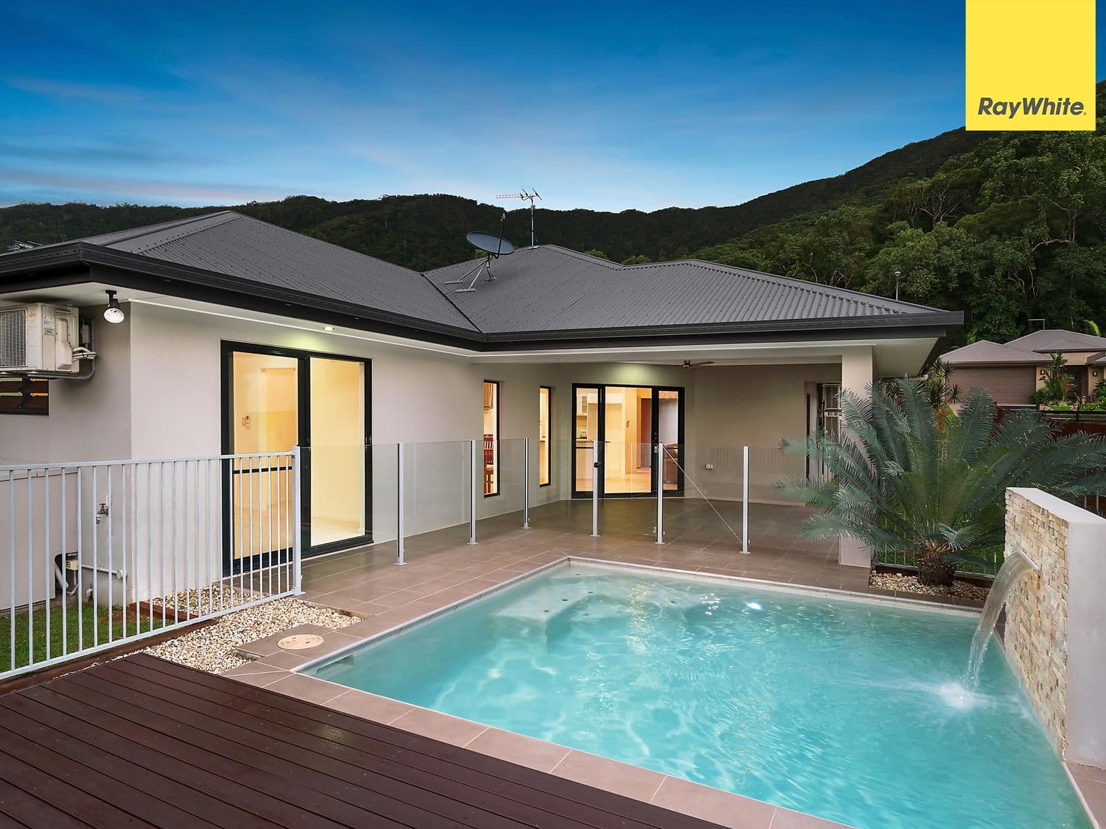 8 Retreat Close, Palm Cove QLD 4879, Palm Cove - Thumbnail 2