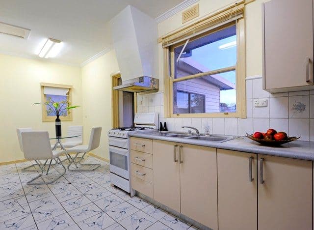 23 Arundel Avenue, RESERVOIR VIC 3073, Reservoir - Thumbnail 4