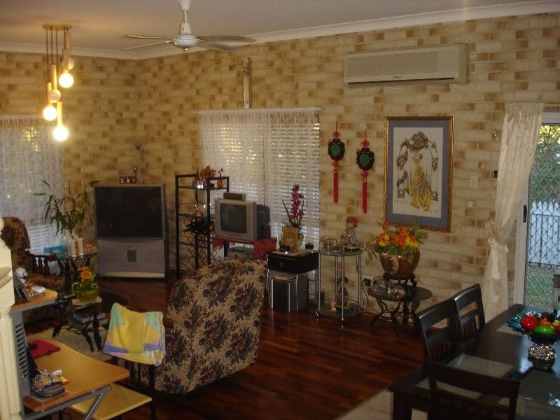 12  Gibbs Avenue, COLLINGWOOD PARK QLD 4301, Collingwood Park - Thumbnail 4