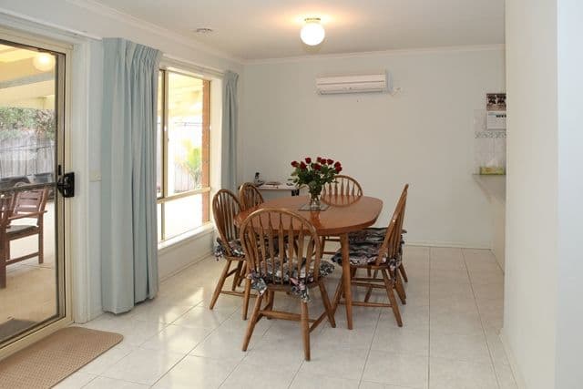 17 Perez Court, WERRIBEE VIC 3030, Werribee - Thumbnail 3