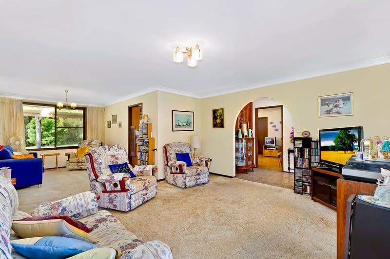 45 Hinemoa Avenue, KILLARNEY VALE NSW 2261, Killarney Vale - Thumbnail 4