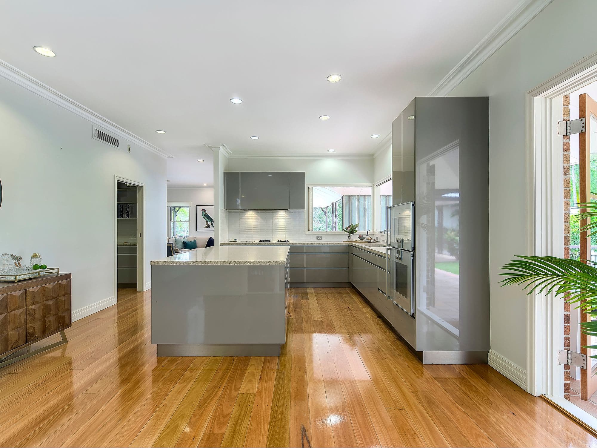 195 Laurel Avenue, Chelmer QLD 4068, Chelmer - Thumbnail 6