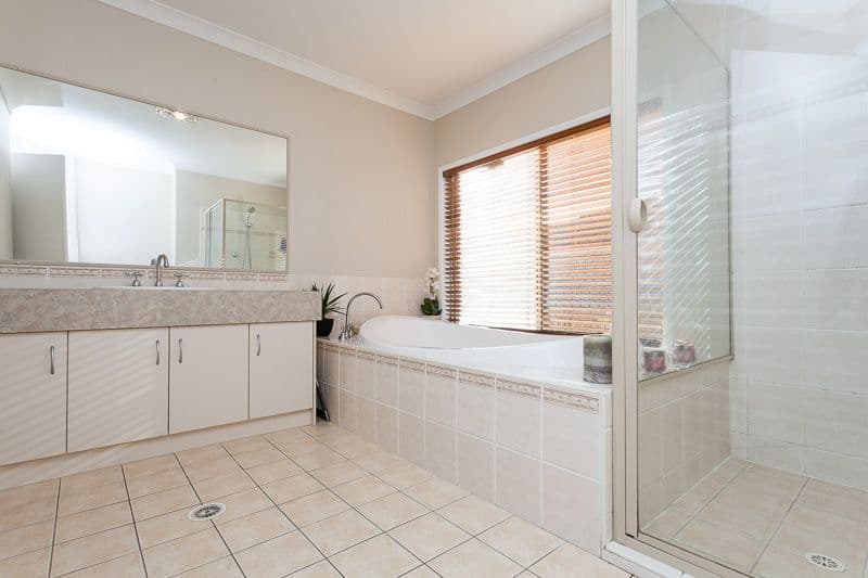 4 Edith Street, Forest Lake QLD 4078, Forest Lake - Thumbnail 8