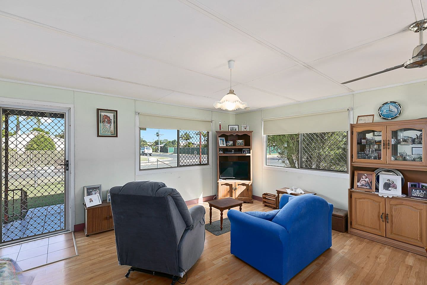 85 Limpus Street, Urangan QLD 4655, Urangan - Thumbnail 3
