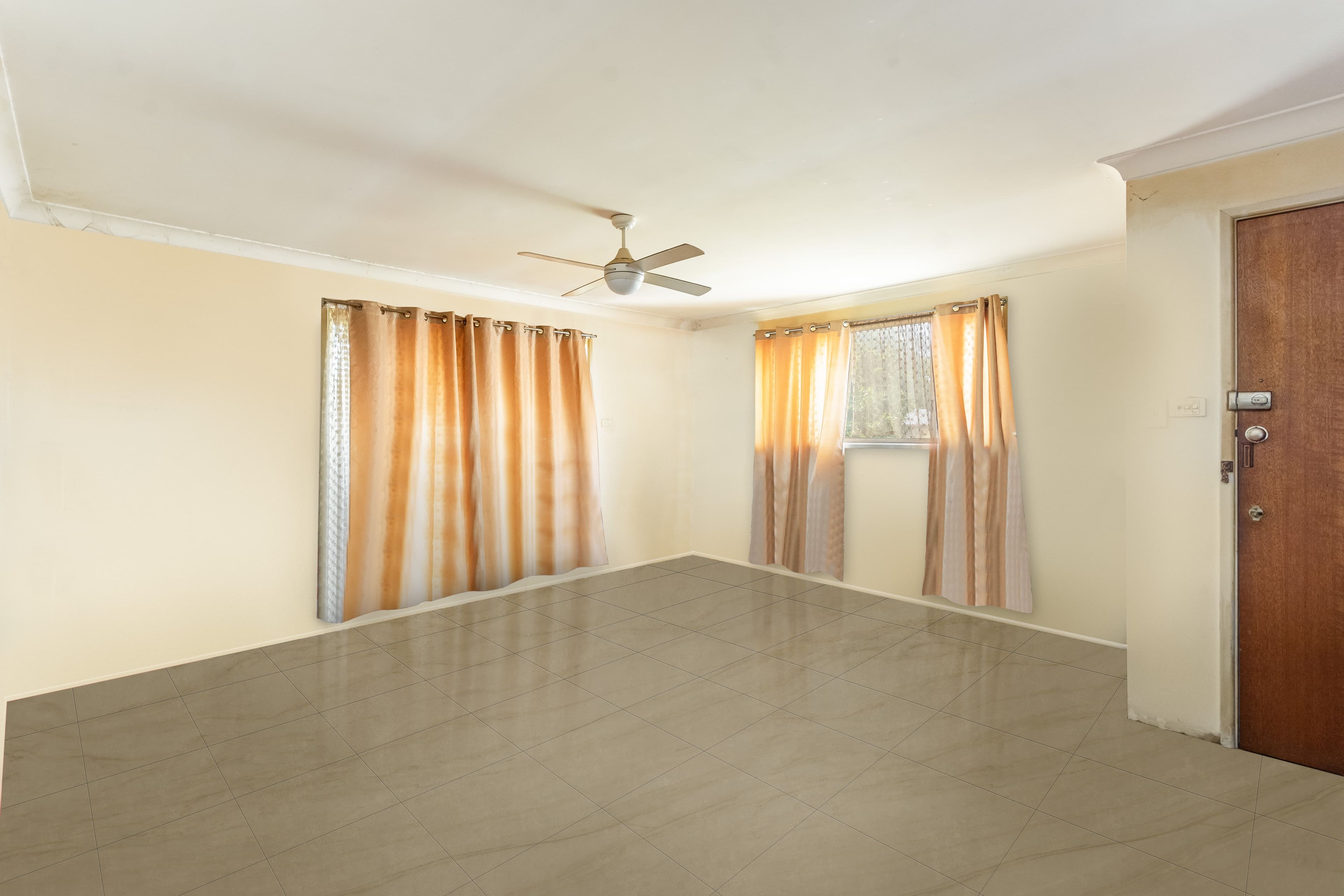 13 Roseland Avenue, Yamba NSW 2464, Yamba - Thumbnail 2