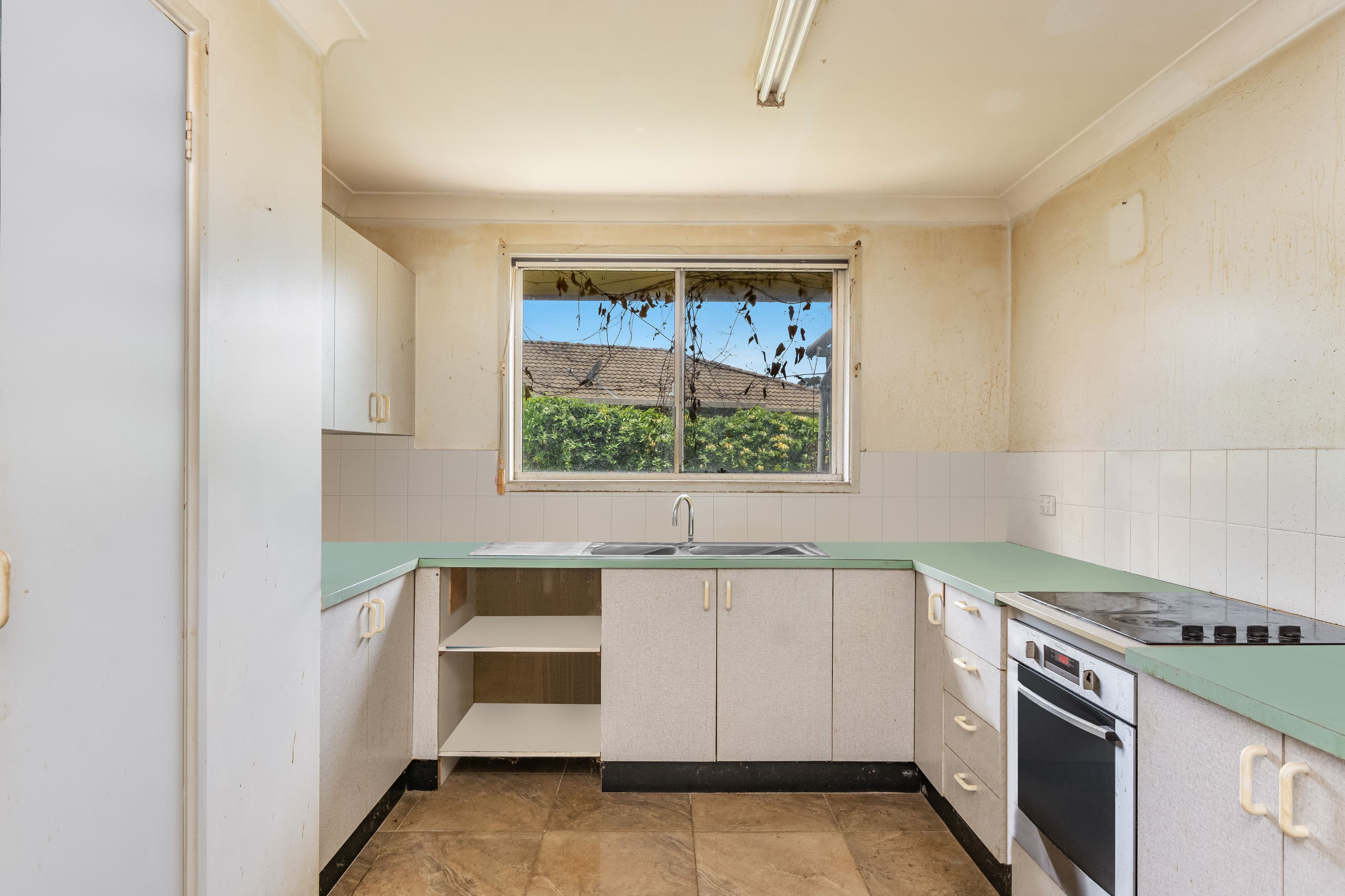13 Roseland Avenue, Yamba NSW 2464, Yamba - Thumbnail 3