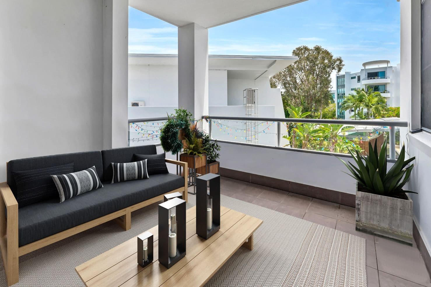 28 Bayview Street, Runaway Bay QLD 4216, Runaway Bay - Image 1