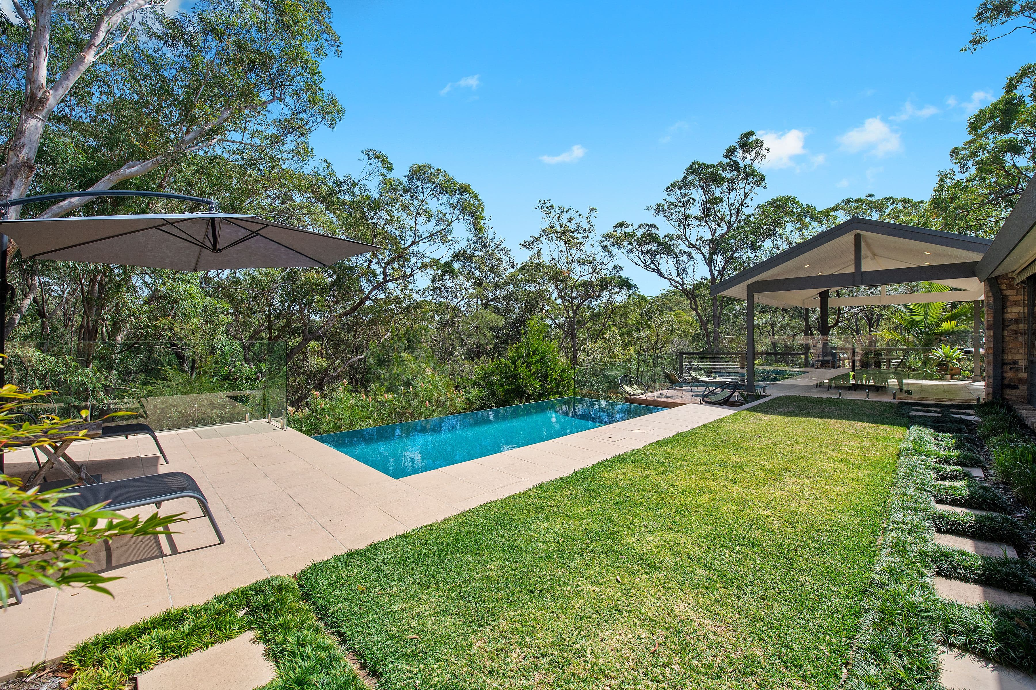 16 Roy Crescent, THIRLMERE, Thirlmere - Thumbnail 5