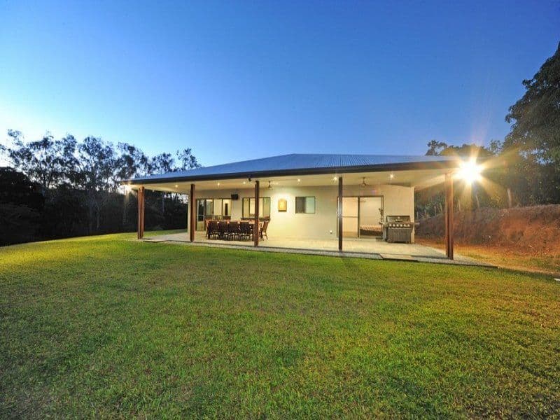64 Hibiscus Road, CANNONVALE QLD 4802, Cannonvale - Image 1