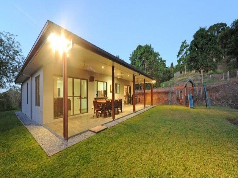 64 Hibiscus Road, CANNONVALE QLD 4802, Cannonvale - Thumbnail 3