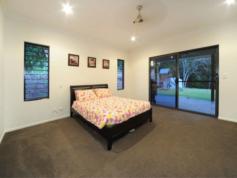 64 Hibiscus Road, CANNONVALE QLD 4802, Cannonvale - Thumbnail 6