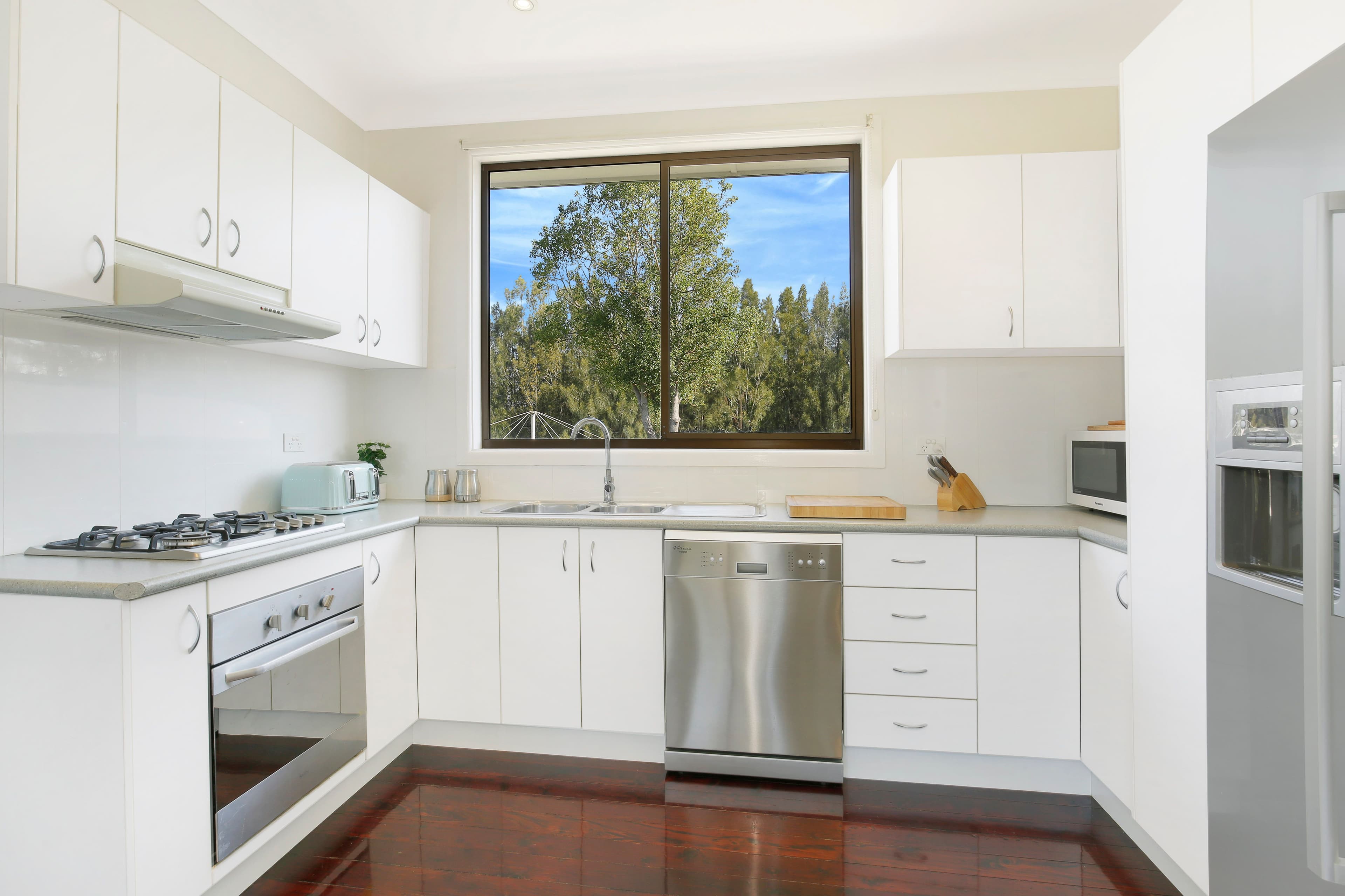48 Essex Street, Berkeley - Image 1