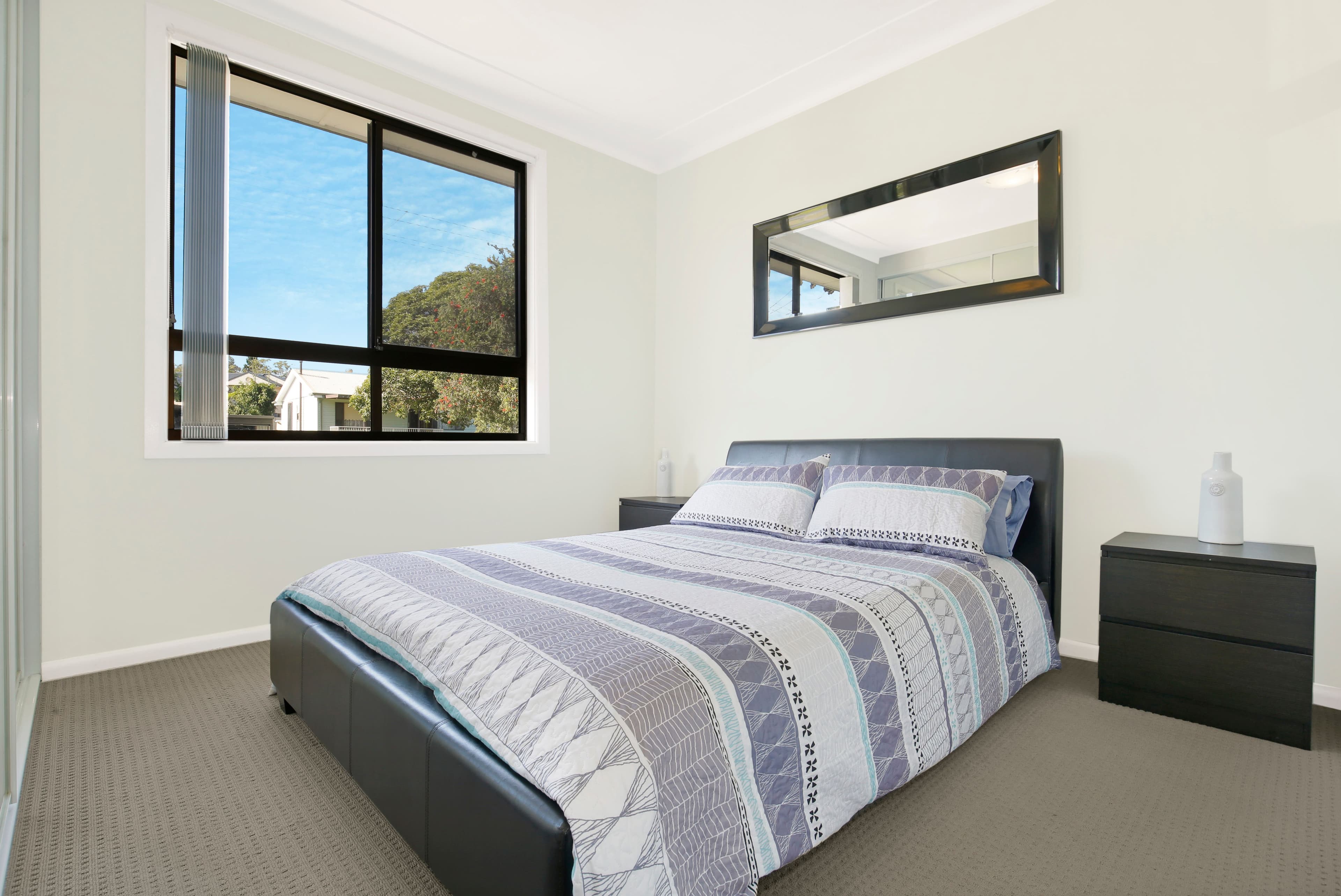 48 Essex Street, Berkeley - Thumbnail 4