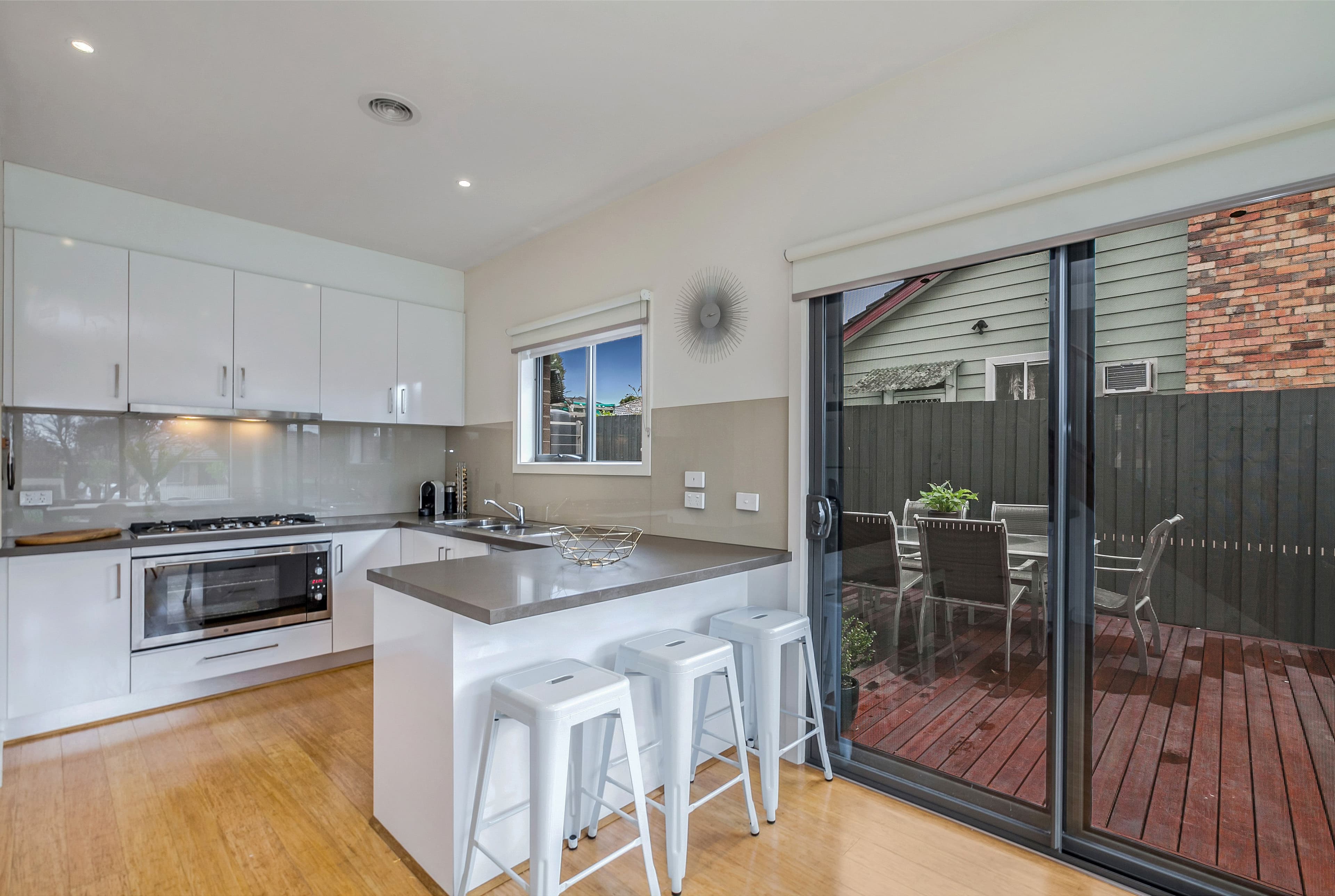 153 Boldrewood Parade, Reservoir VIC 3073, Reservoir - Thumbnail 4