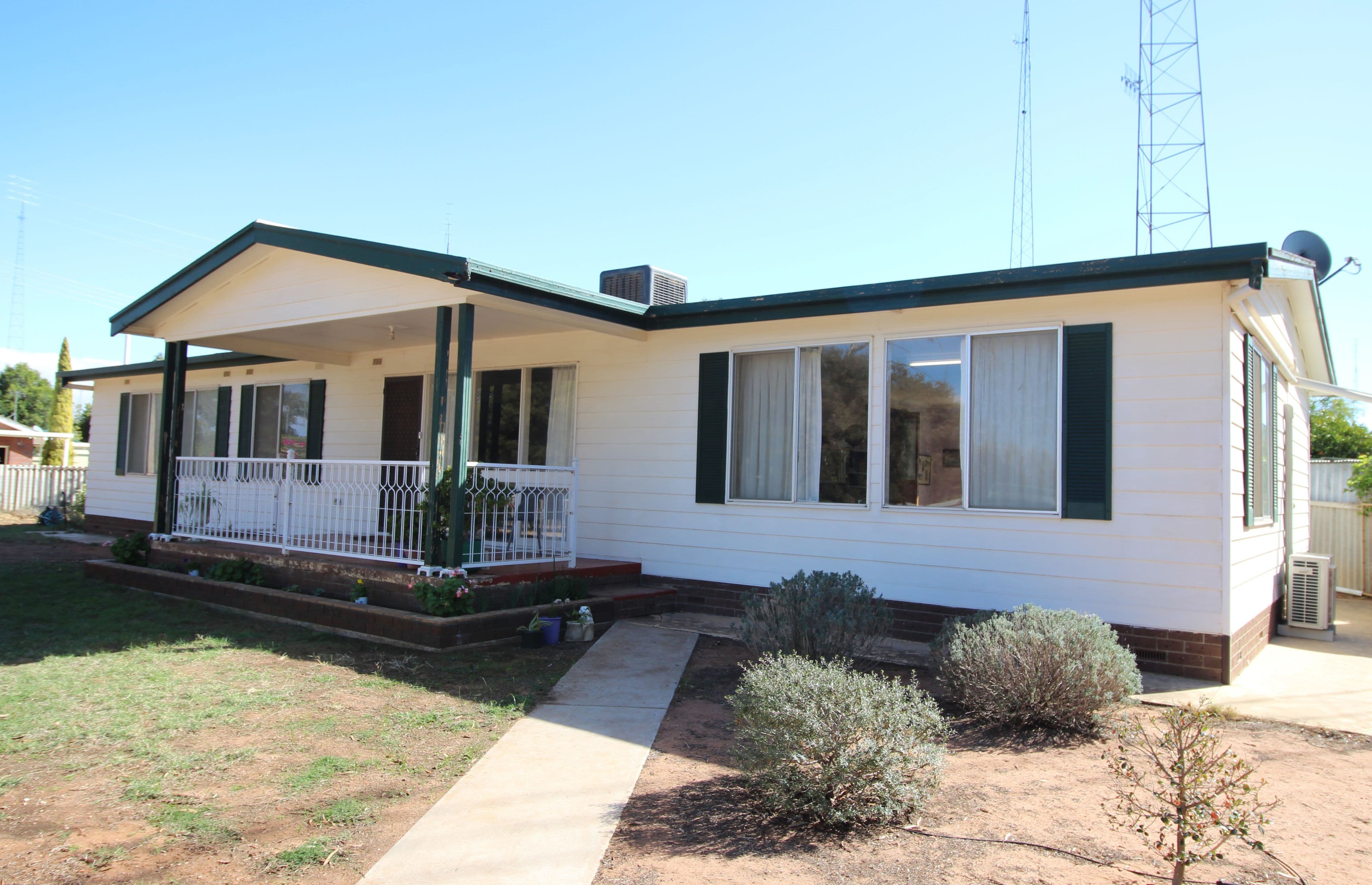 38 Lawrie Terrace, Waikerie SA 5330, Waikerie - Image 1