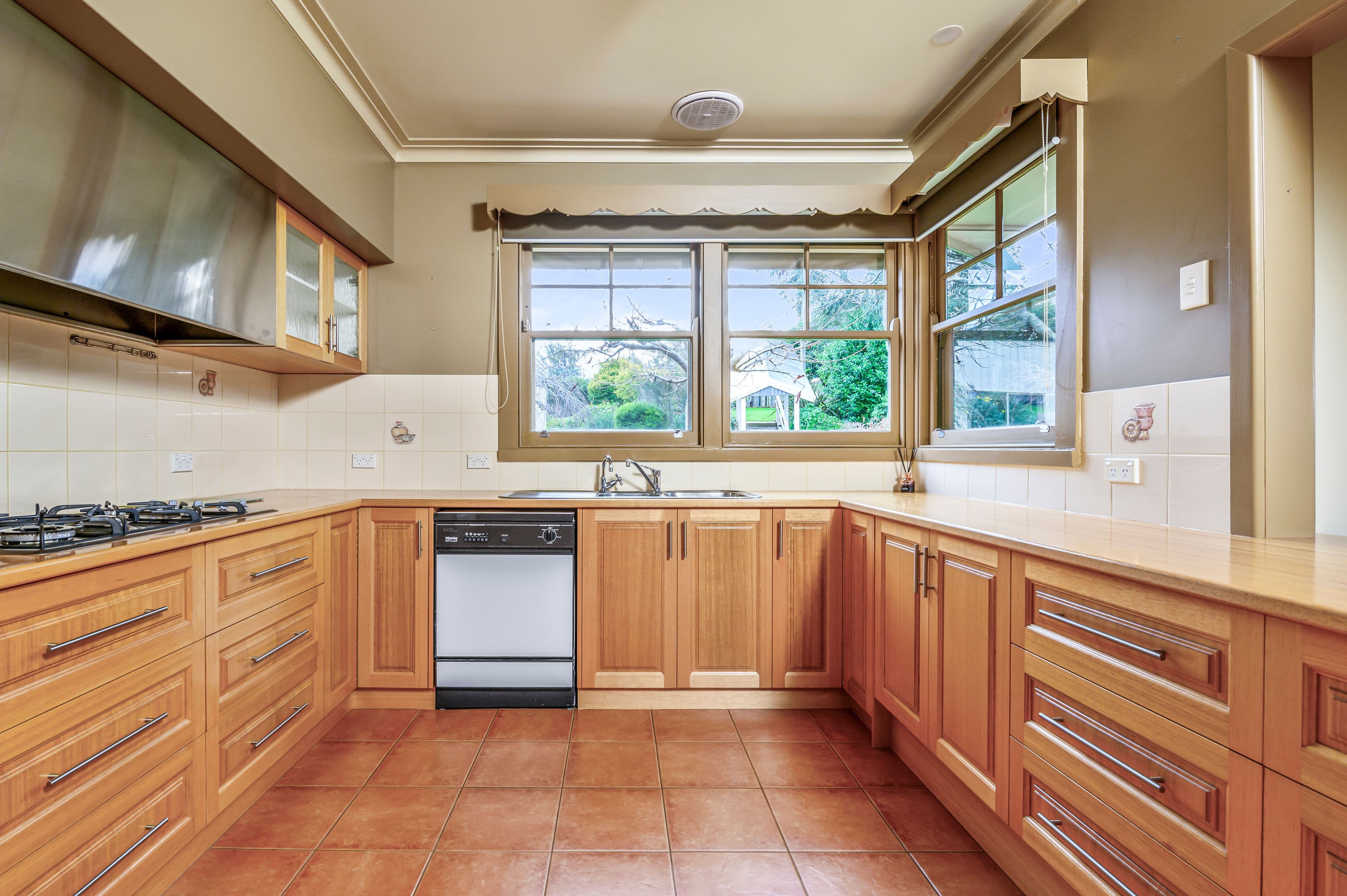 1012-1014 Geelong Road, Mount Clear VIC 3350, Mount Clear - Thumbnail 2