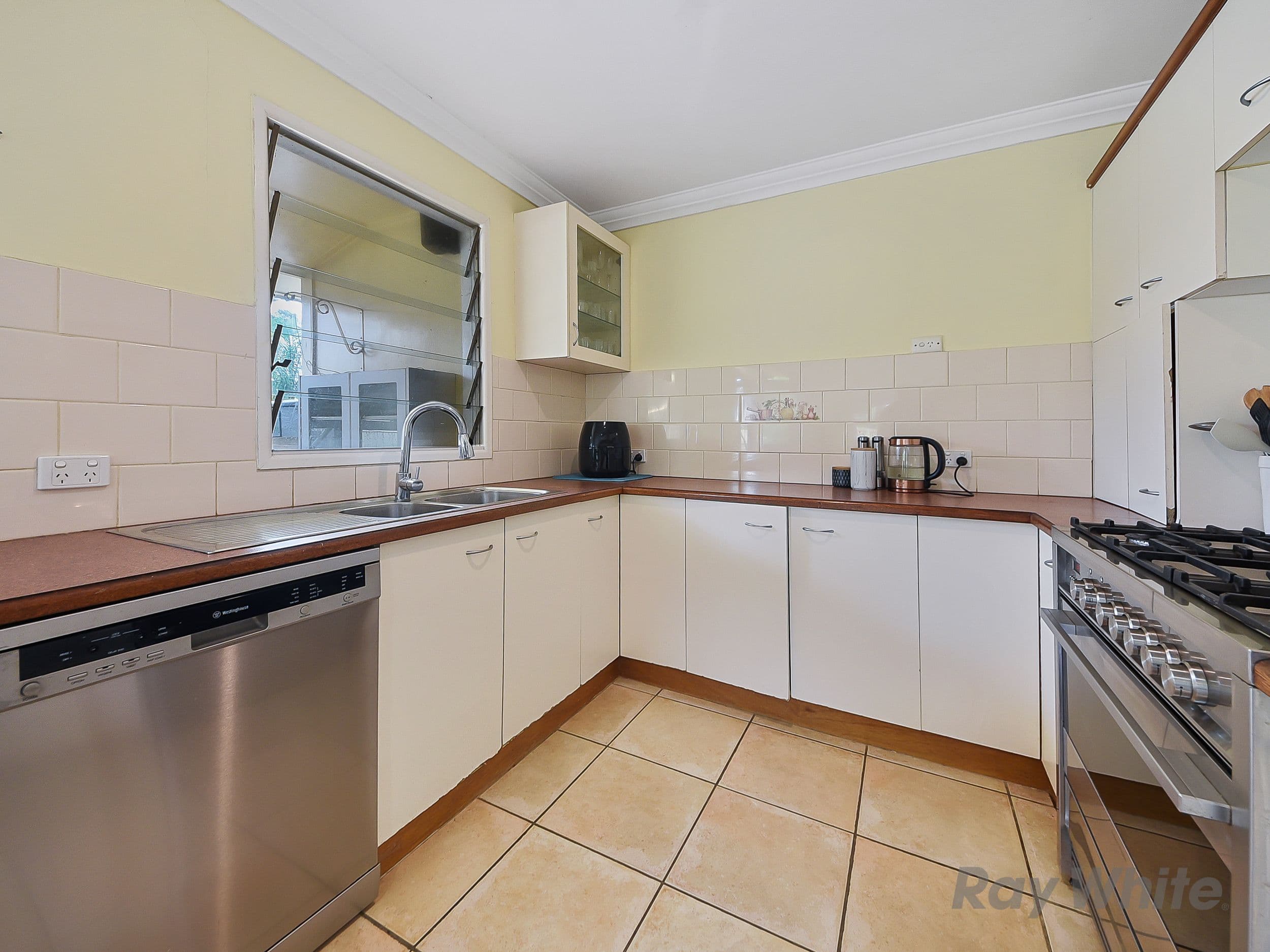 18 Pelleas Street, Bracken Ridge QLD 4017, Bracken Ridge - Thumbnail 7