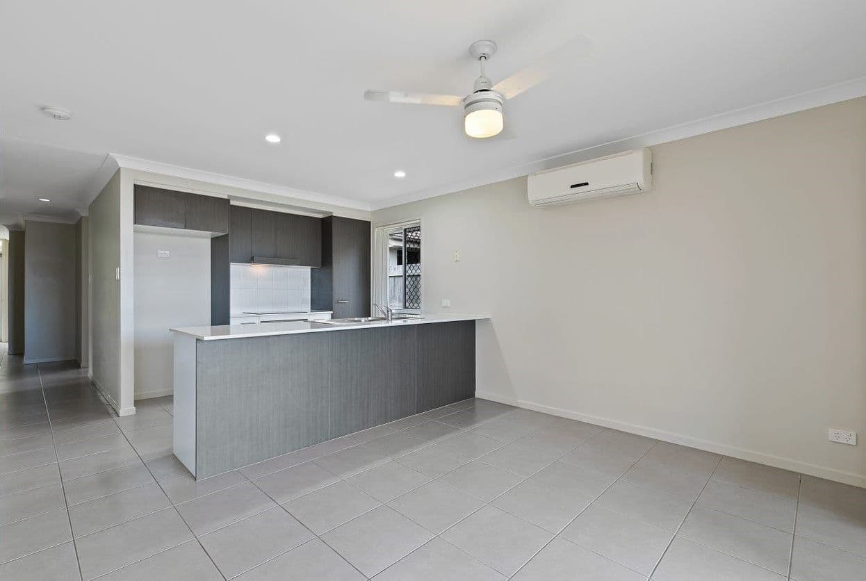 12 Severn Crescent, North Lakes QLD 4509, North Lakes - Thumbnail 6