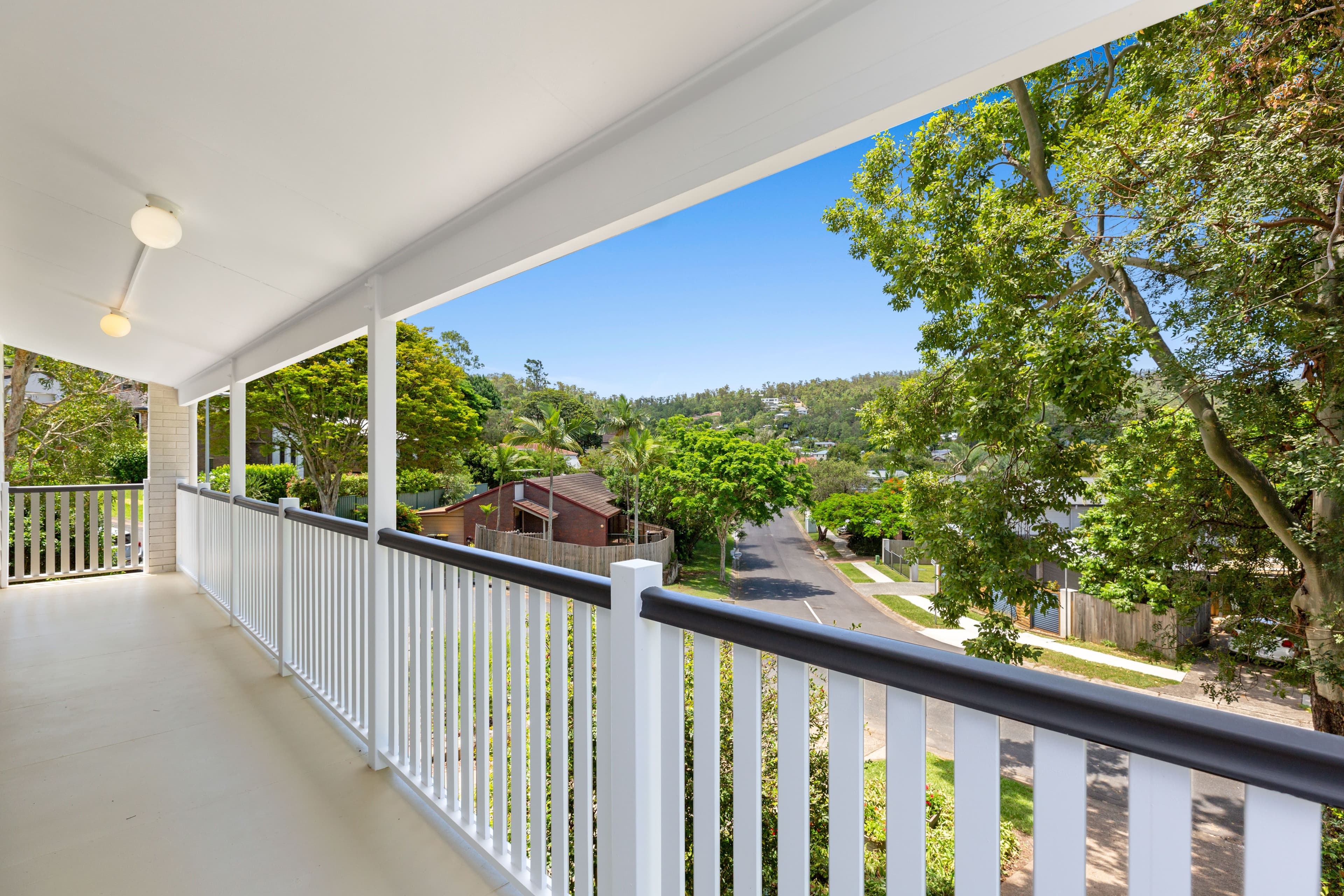 10 Warruga Street, The Gap QLD 4061, The Gap - Thumbnail 3
