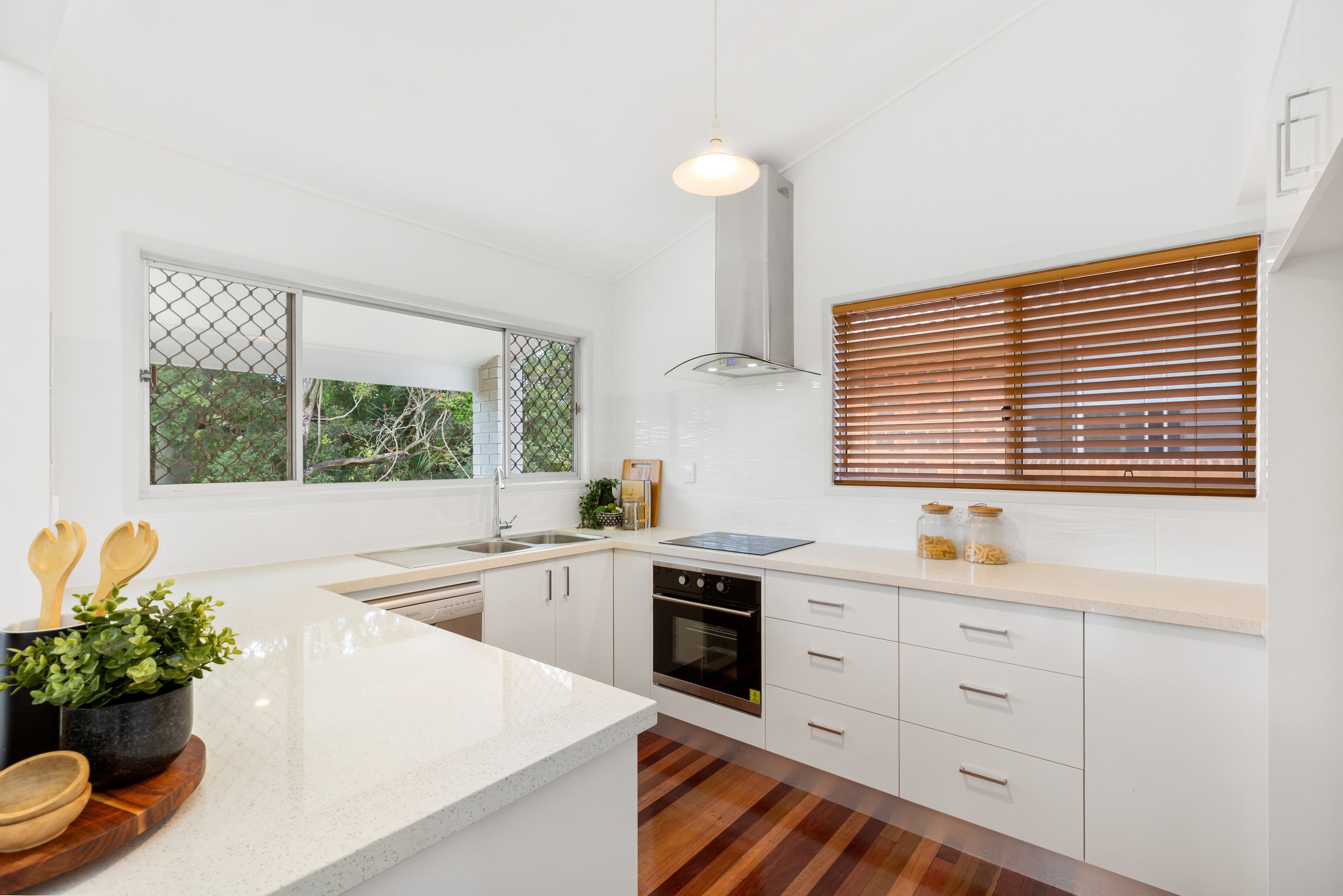 10 Warruga Street, The Gap QLD 4061, The Gap - Thumbnail 5