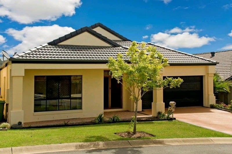 39 Lantau Crescent, VARSITY LAKES QLD 4227, Varsity Lakes - Thumbnail 2