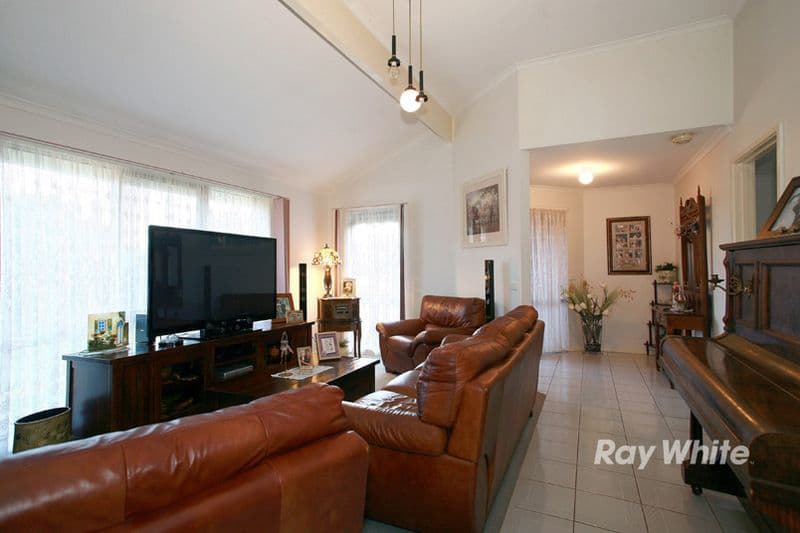 6 Kurrajong Court, CRANBOURNE NORTH VIC 3977, Cranbourne North - Thumbnail 6