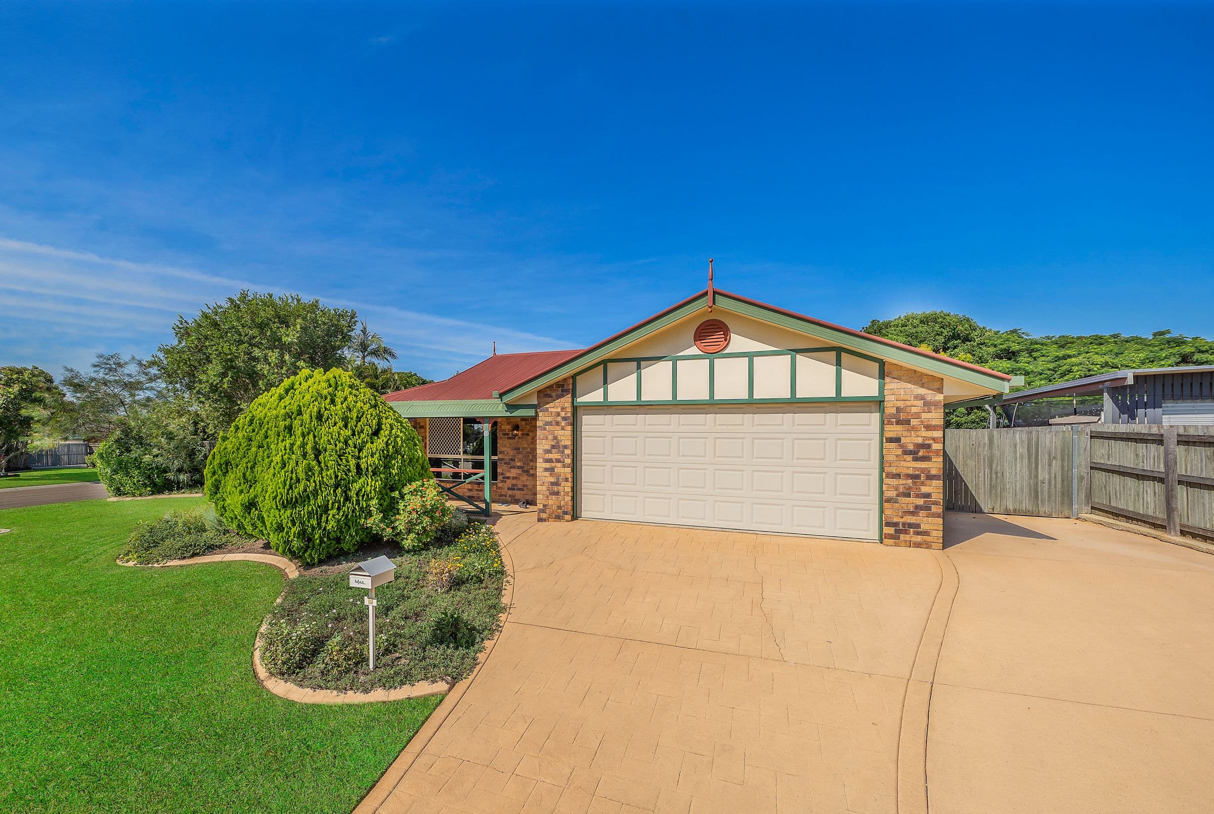 1 Crystelle Court, Murrumba Downs QLD 4503, Murrumba Downs - Thumbnail 2