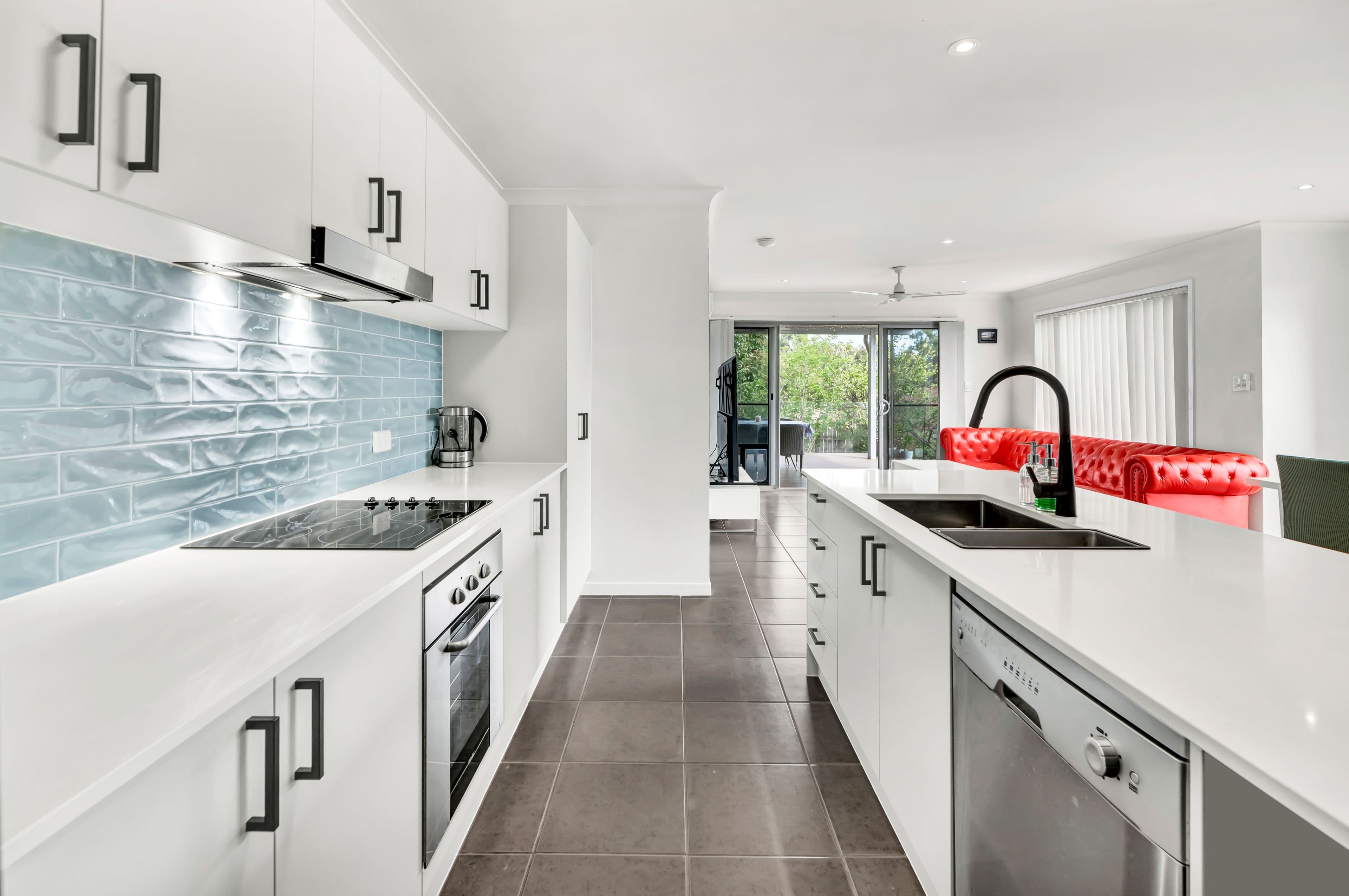 4 Reagan Close, Pimpama QLD 4209, Pimpama - Thumbnail 3