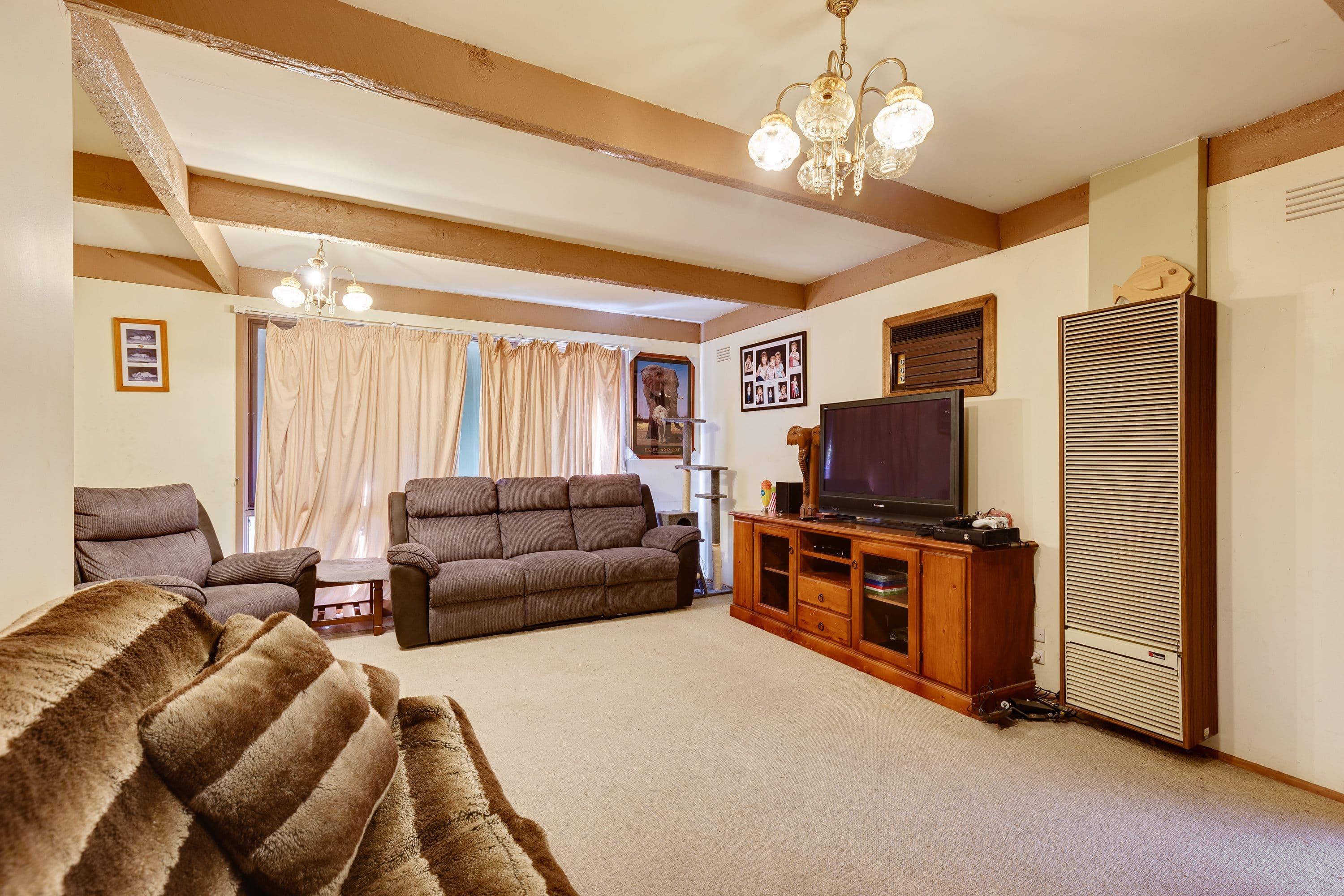 2 Strickland Avenue, Mill Park VIC 3082, Mill Park - Thumbnail 4