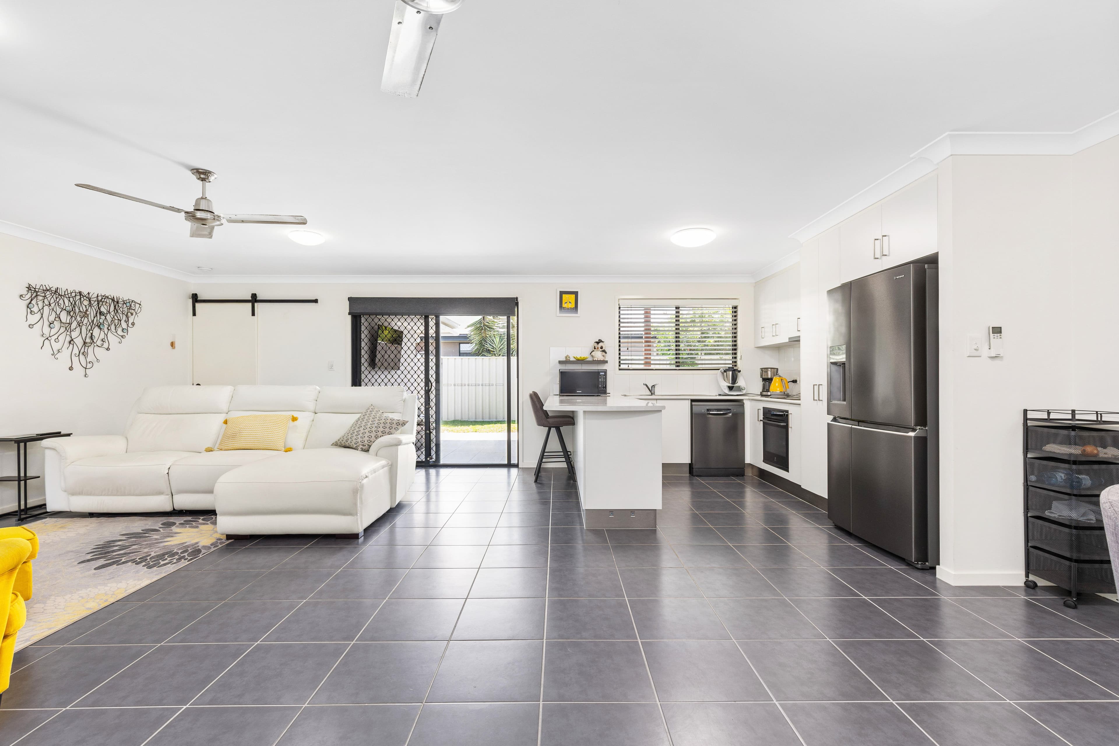 48 Mayfair Drive, Emerald QLD 4720, Emerald - Thumbnail 6