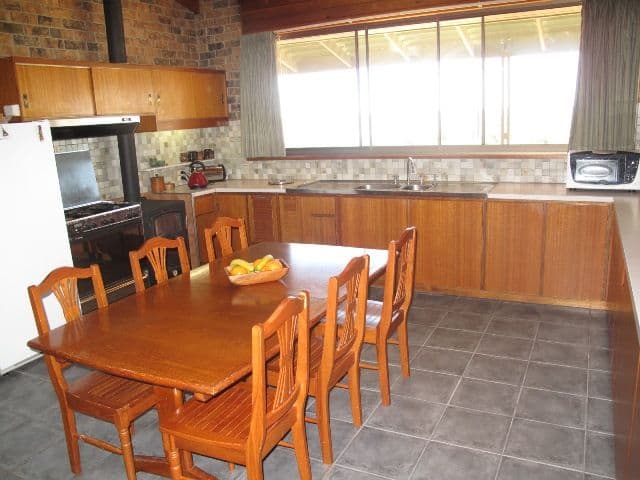 5 Elliott Road, WAIKERIE SA 5330, Waikerie - Thumbnail 2