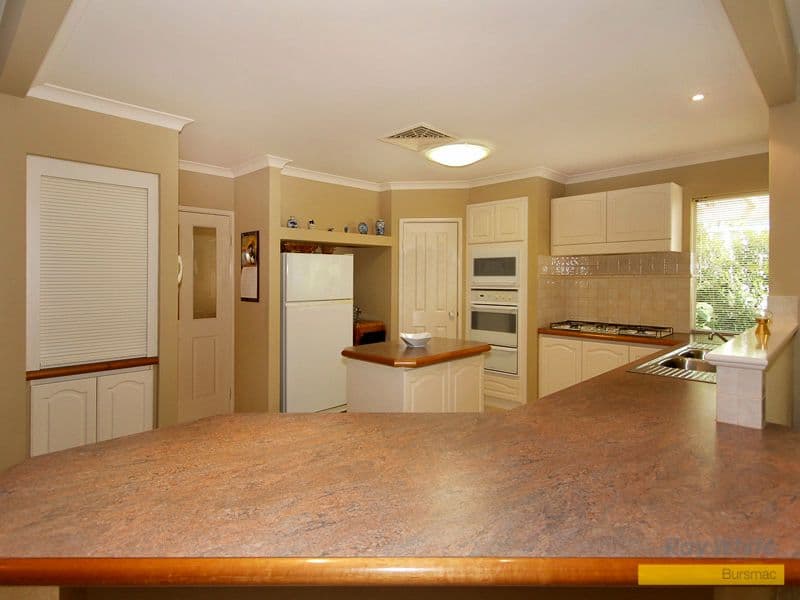 14 Headland Rise, BALLAJURA WA 6066, Ballajura - Thumbnail 8