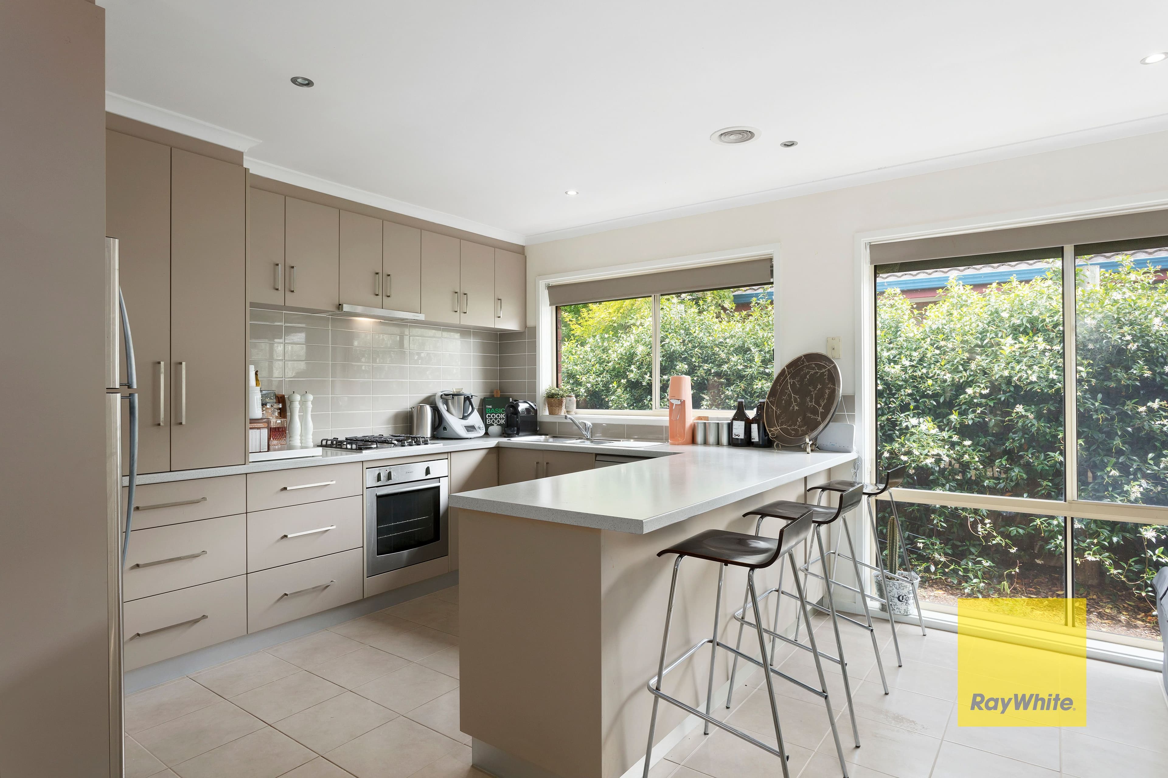 8 Jaybree Court, Grovedale VIC 3216, Grovedale - Thumbnail 3