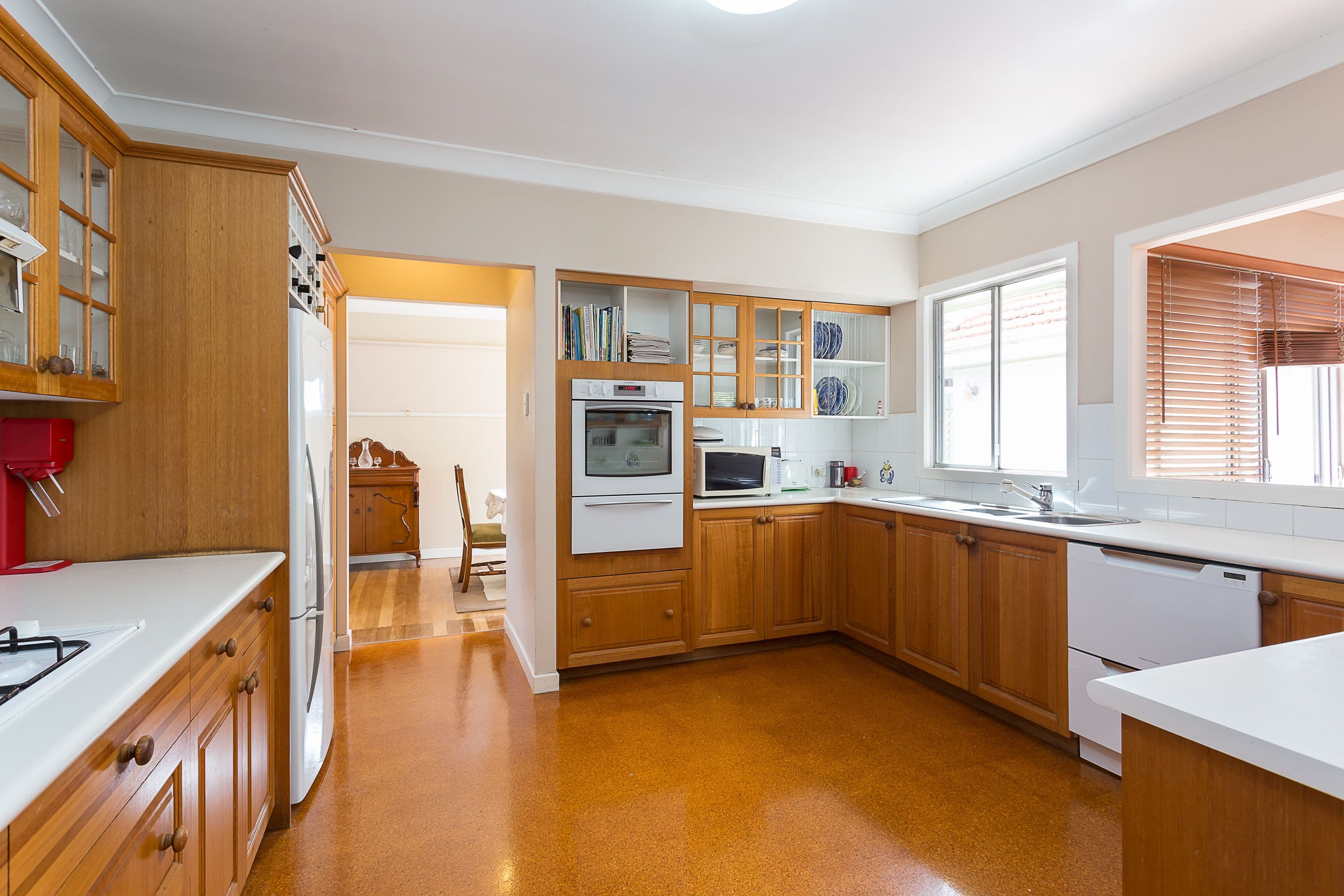 16 Sebring Street, Holland Park West QLD 4121, Holland Park West - Thumbnail 2