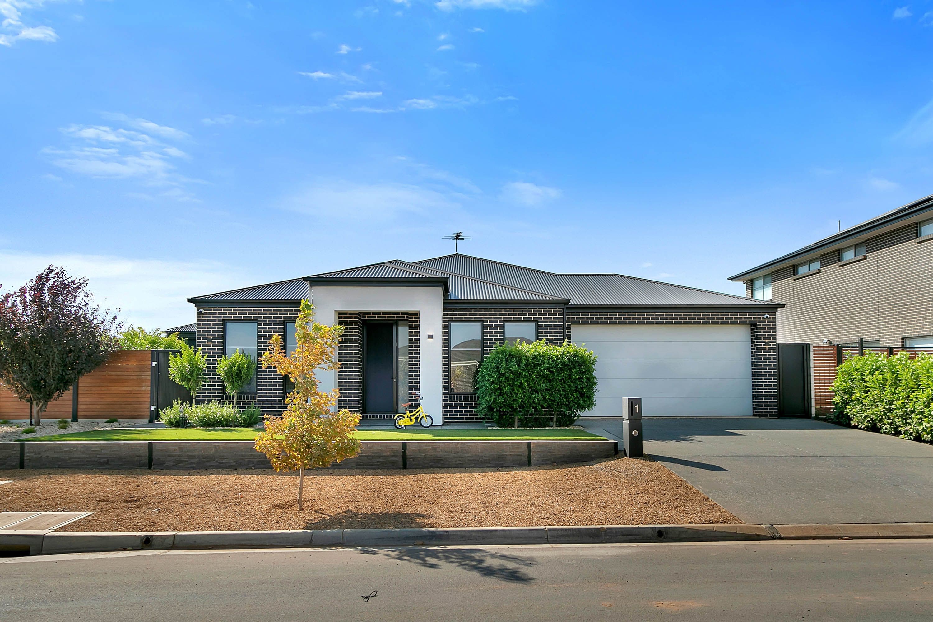 1 Green Court, Altona - Image 1