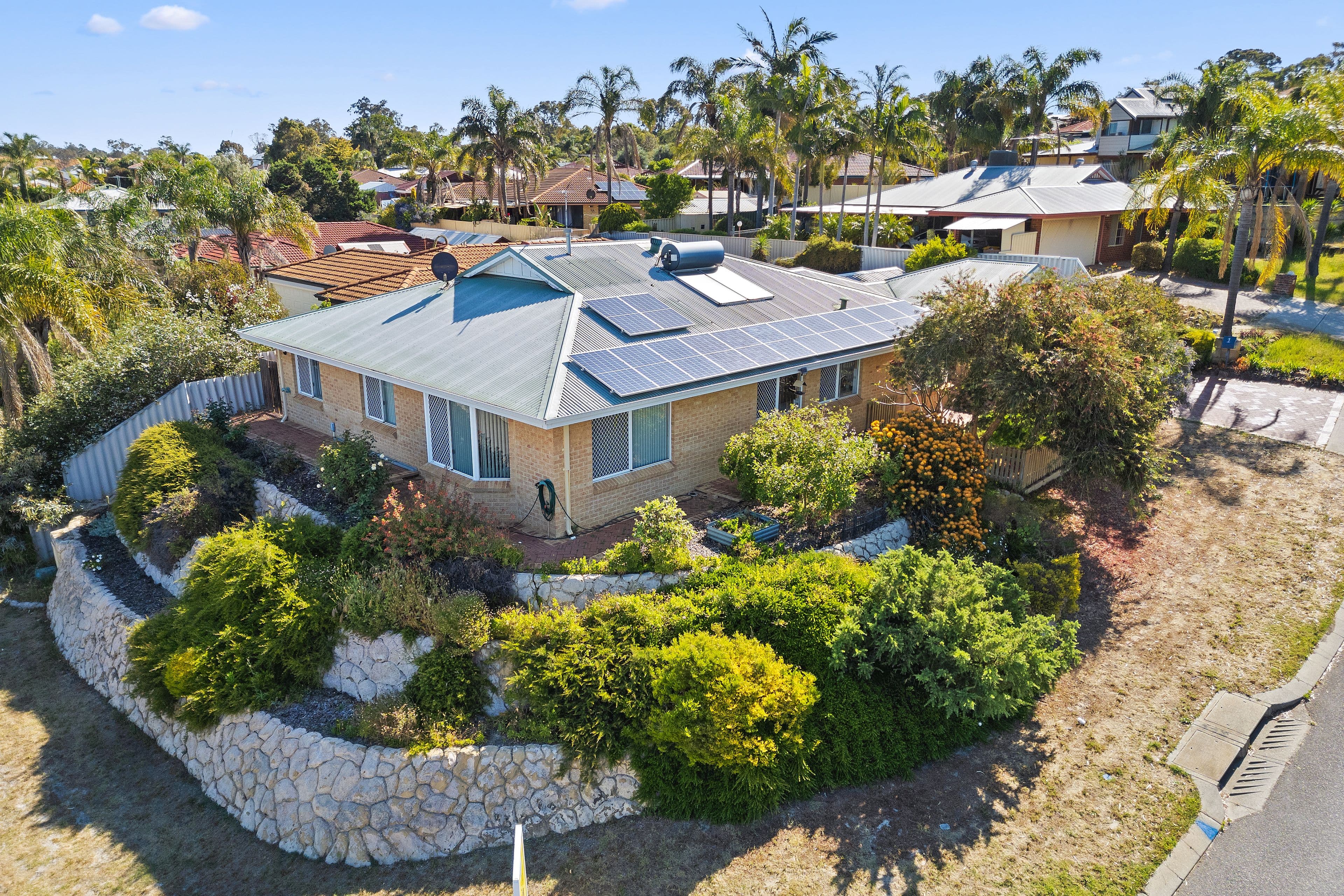 1 Brandon Mews, Parmelia WA 6167, Parmelia - Image 1