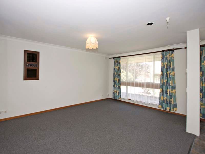 11 Allanton Avenue, PORT NOARLUNGA SA 5167, Port Noarlunga - Thumbnail 2
