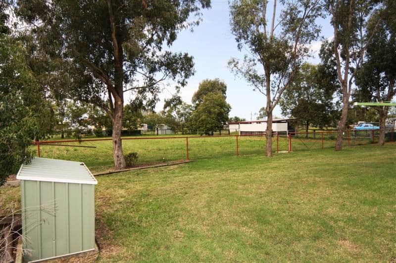 28 Owen Street, DALBY QLD 4405, Dalby - Thumbnail 2