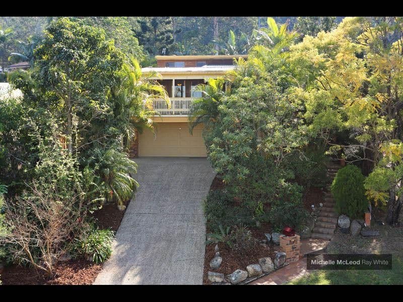 6 Pearra Place, CHAPEL HILL QLD 4069, Chapel Hill - Thumbnail 2