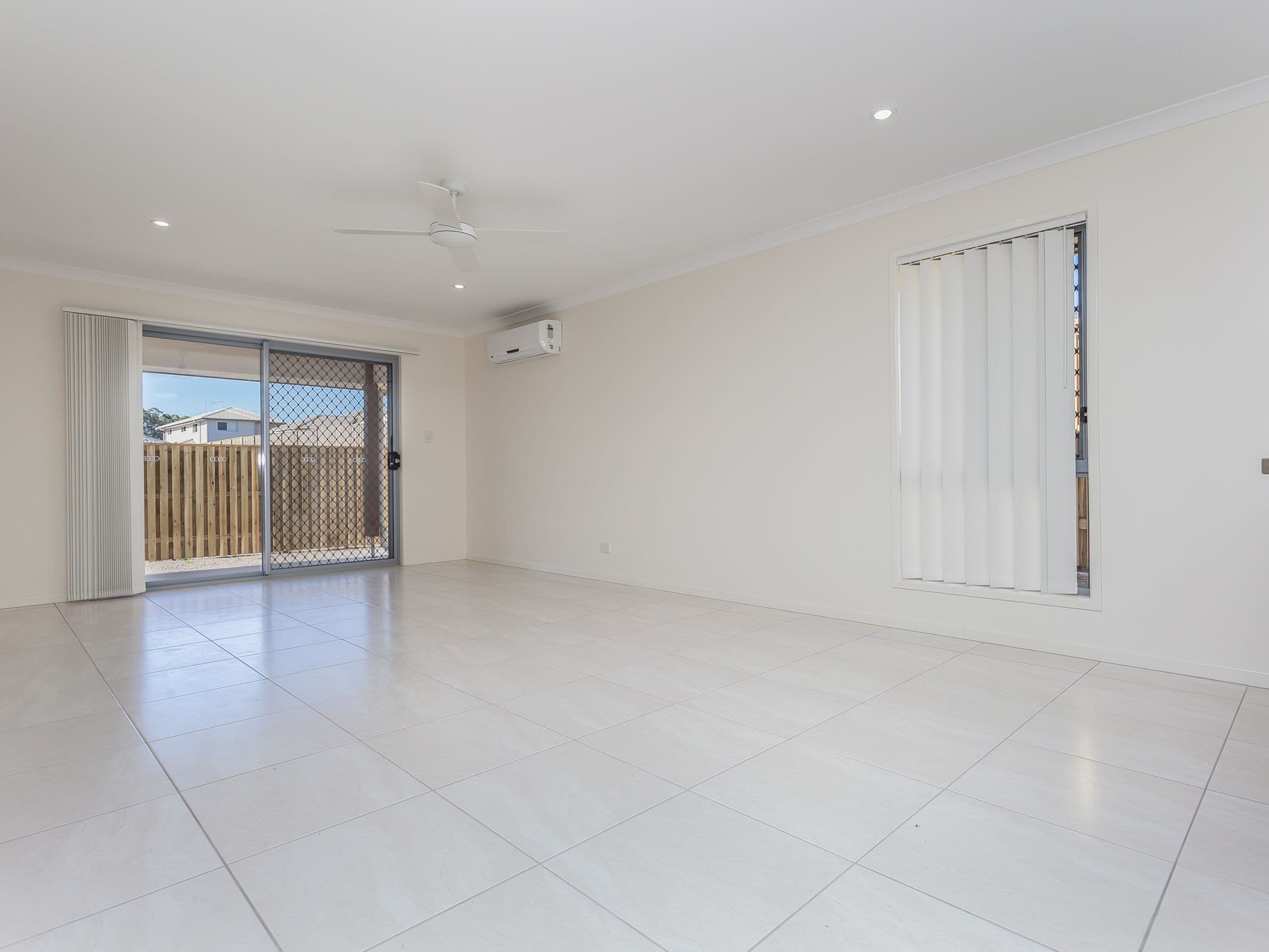30 Honeyeater Crescent, Dakabin QLD 4503, Dakabin - Thumbnail 3