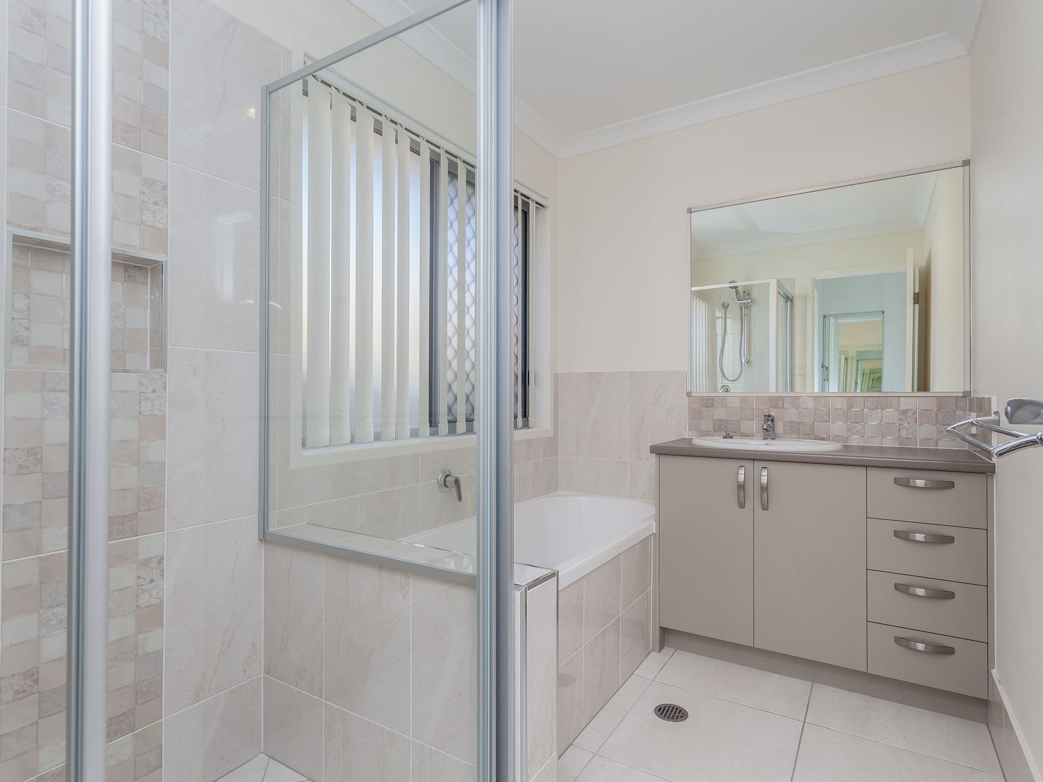 30 Honeyeater Crescent, Dakabin QLD 4503, Dakabin - Thumbnail 5